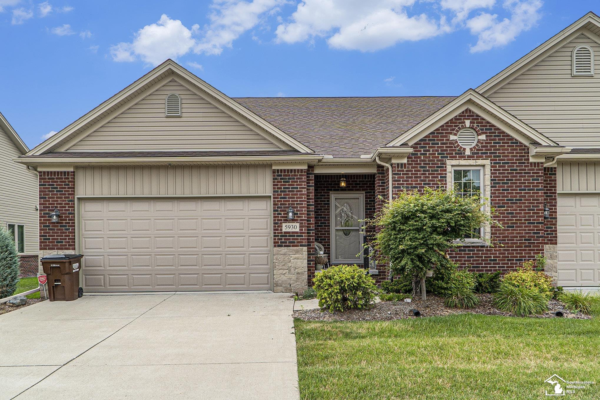 5930 Purple Martin Drive, MI — Photo 2