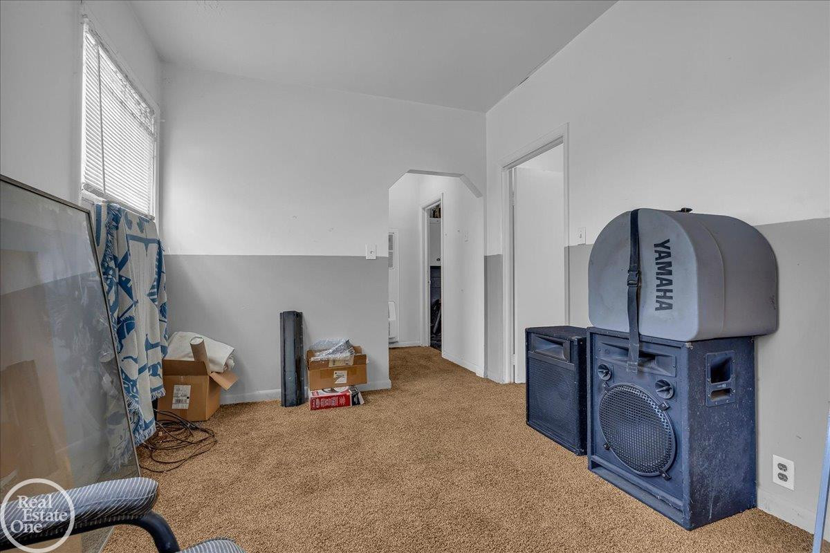 39554 Jefferson Avenue, MI — Photo 16