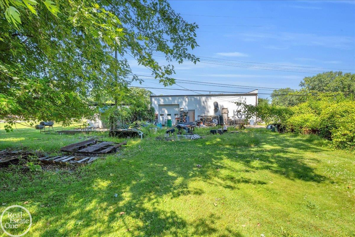 39554 Jefferson Avenue, MI — Photo 31