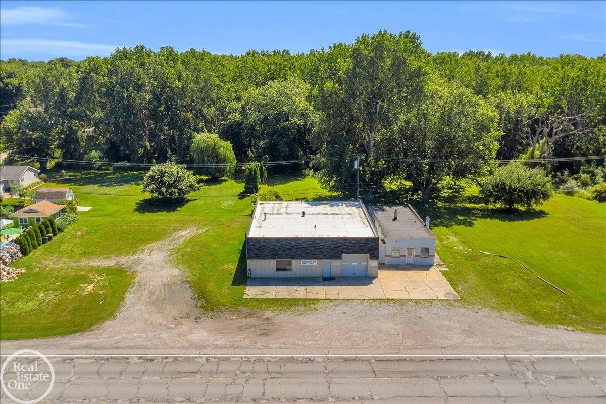 39554 Jefferson Avenue, MI — Photo 37
