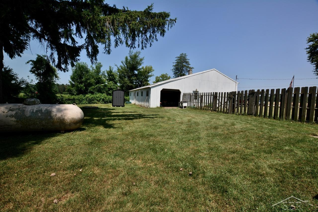 6381 Middle Road, Hope, MI 48628 — Photo 12