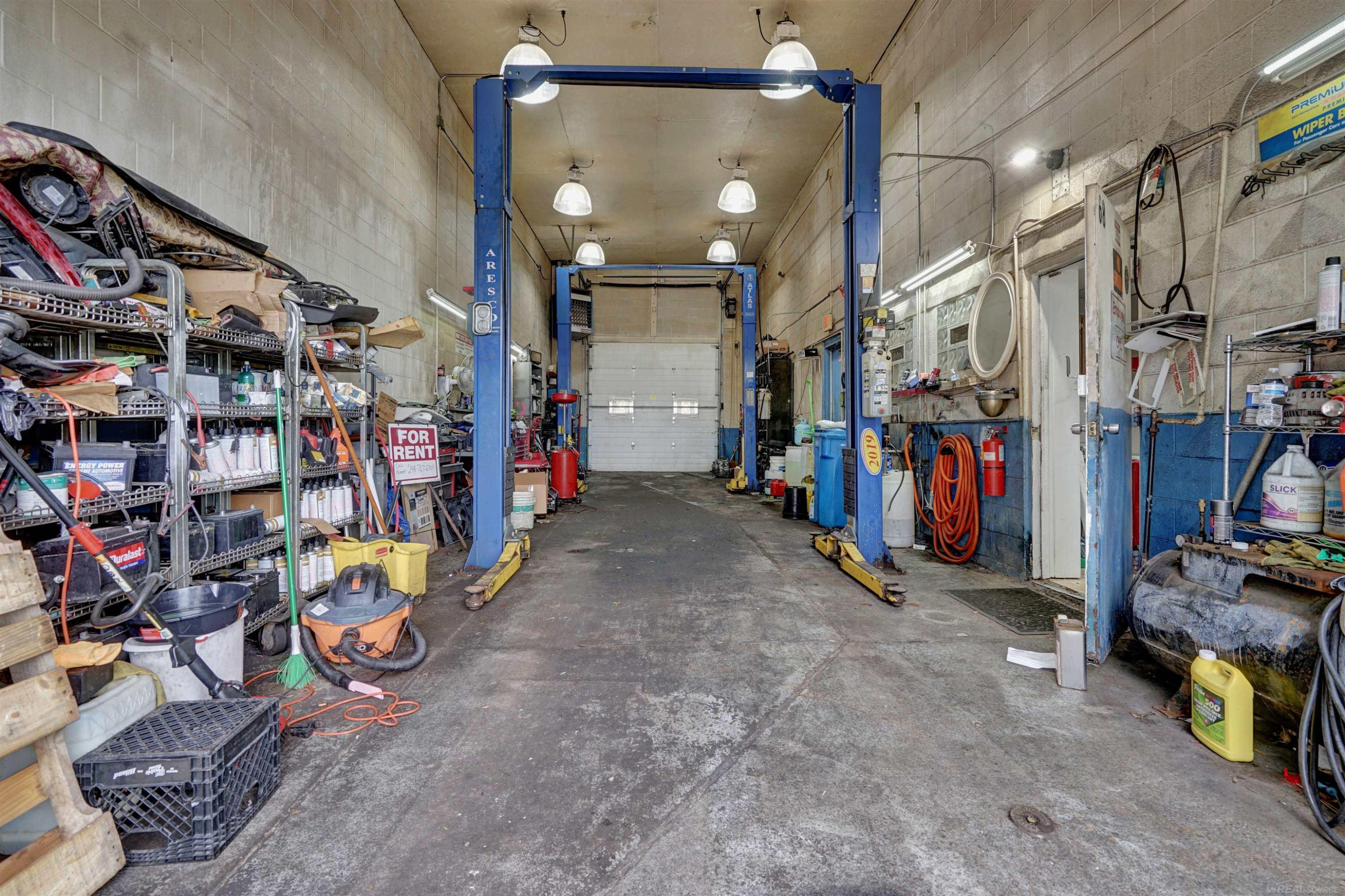 8146 E Eight Mile Road, Detroit, MI 48234 — Photo 7