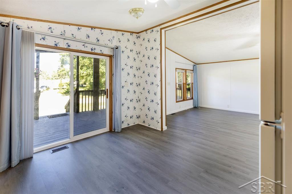 8671 E Clarabella Road, Clare, MI 48617 — Photo 9