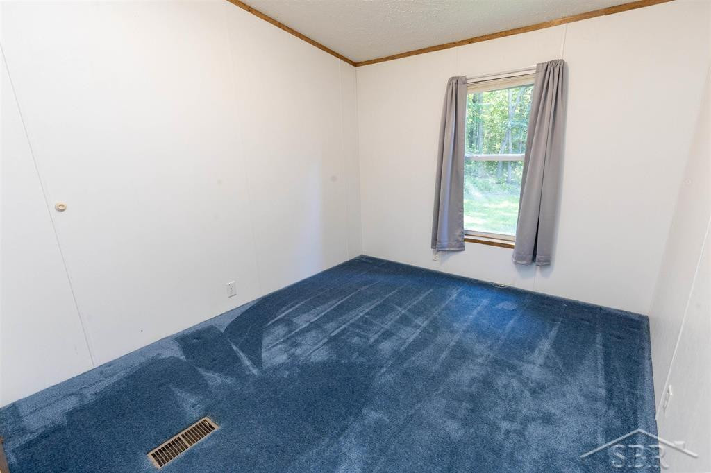 8671 E Clarabella Road, Clare, MI 48617 — Photo 22