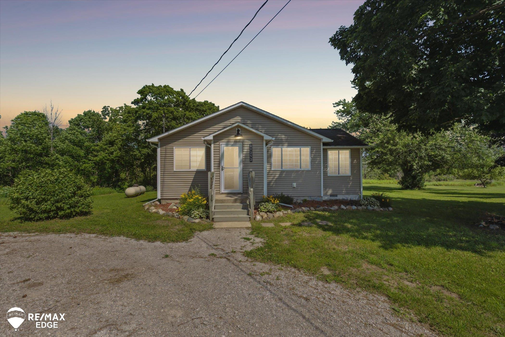 1252 Marion Center Road, Charlevoix, MI 49720 — Photo 2