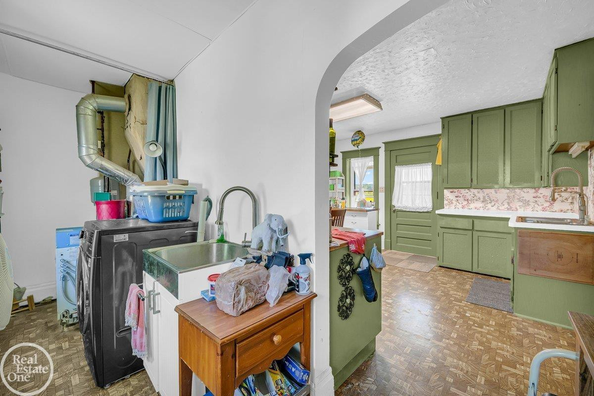 9268 Yale Road, Avoca, MI 48006 — Photo 13