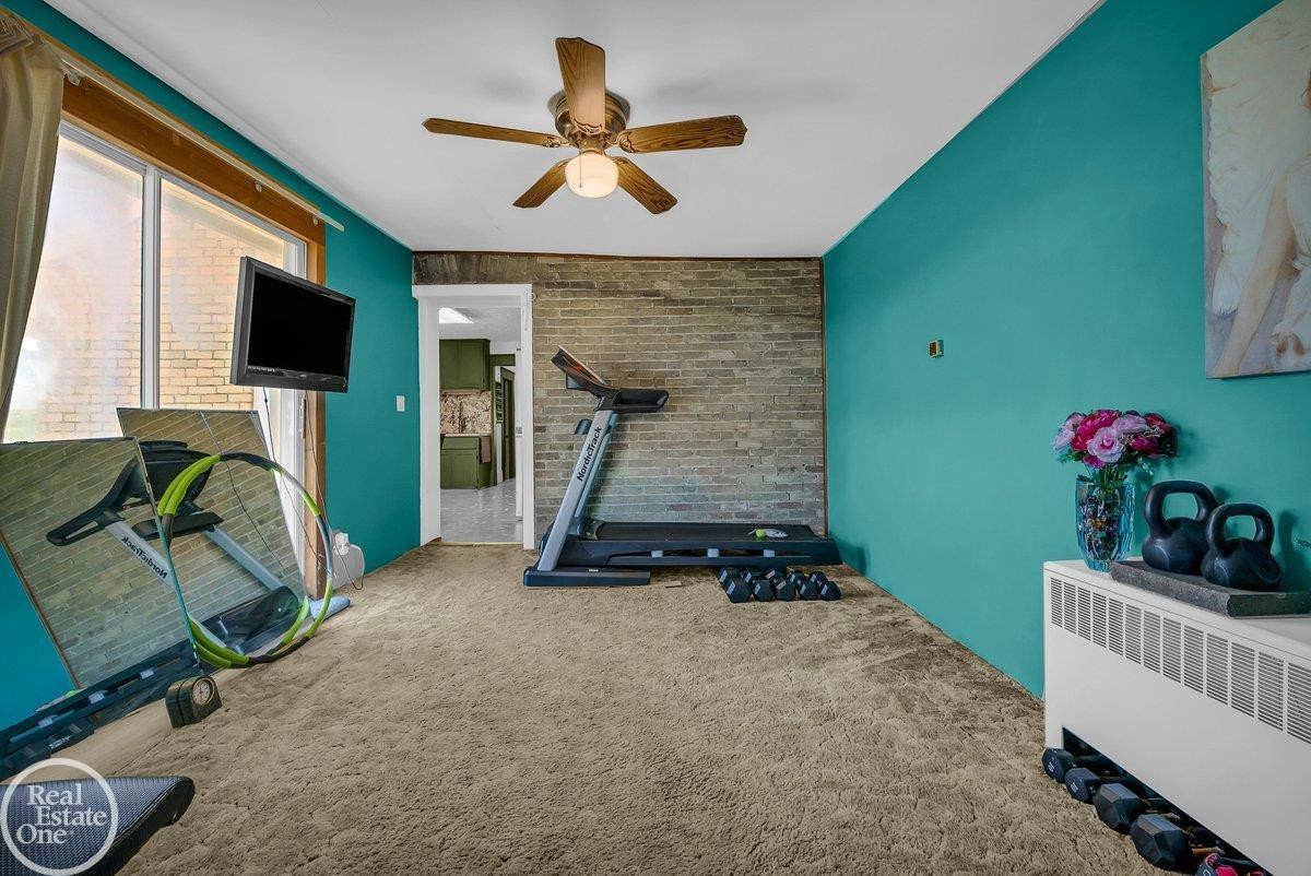 9268 Yale Road, Avoca, MI 48006 — Photo 16