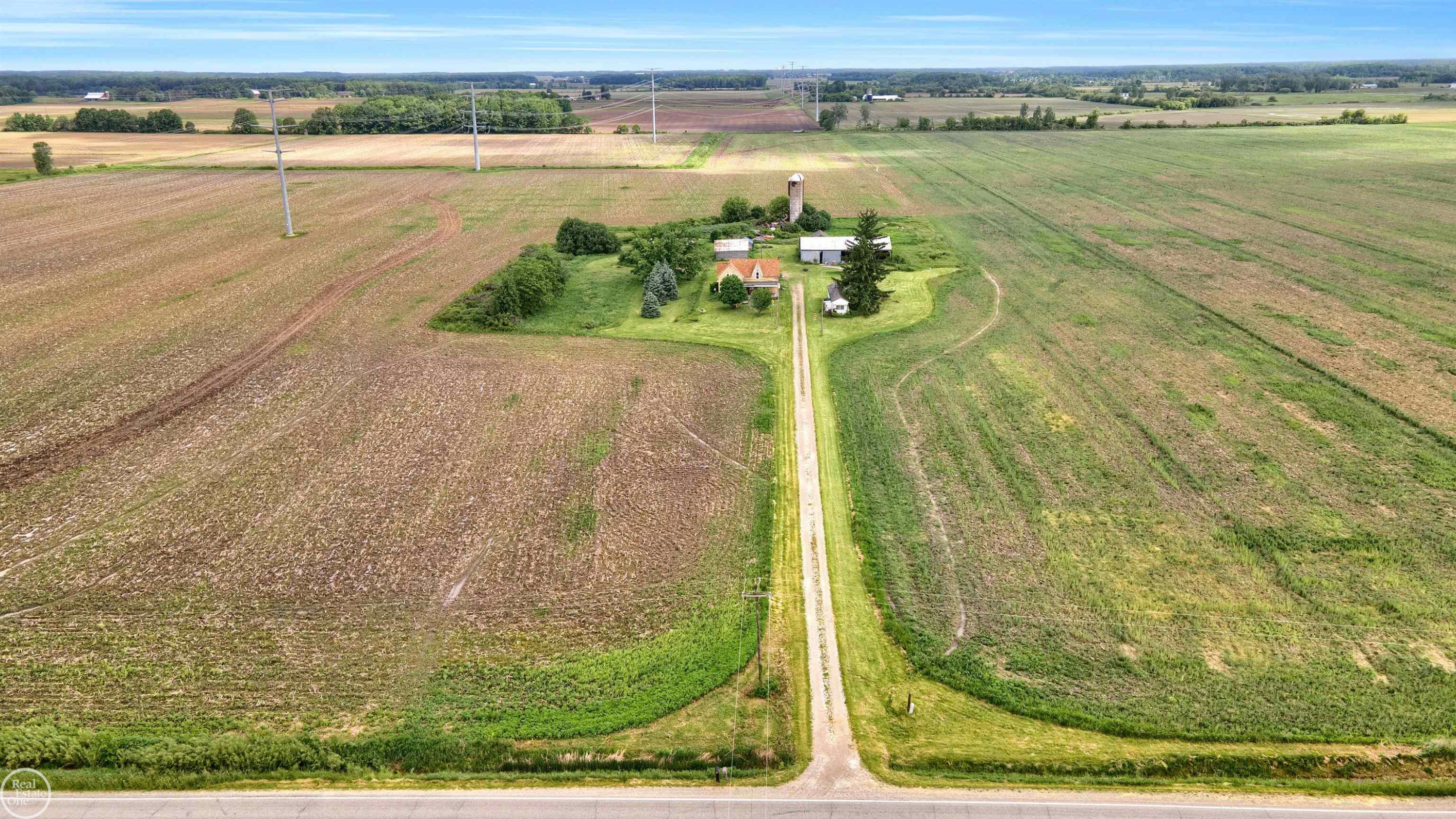 9268 Yale Road, Avoca, MI 48006 — Photo 43