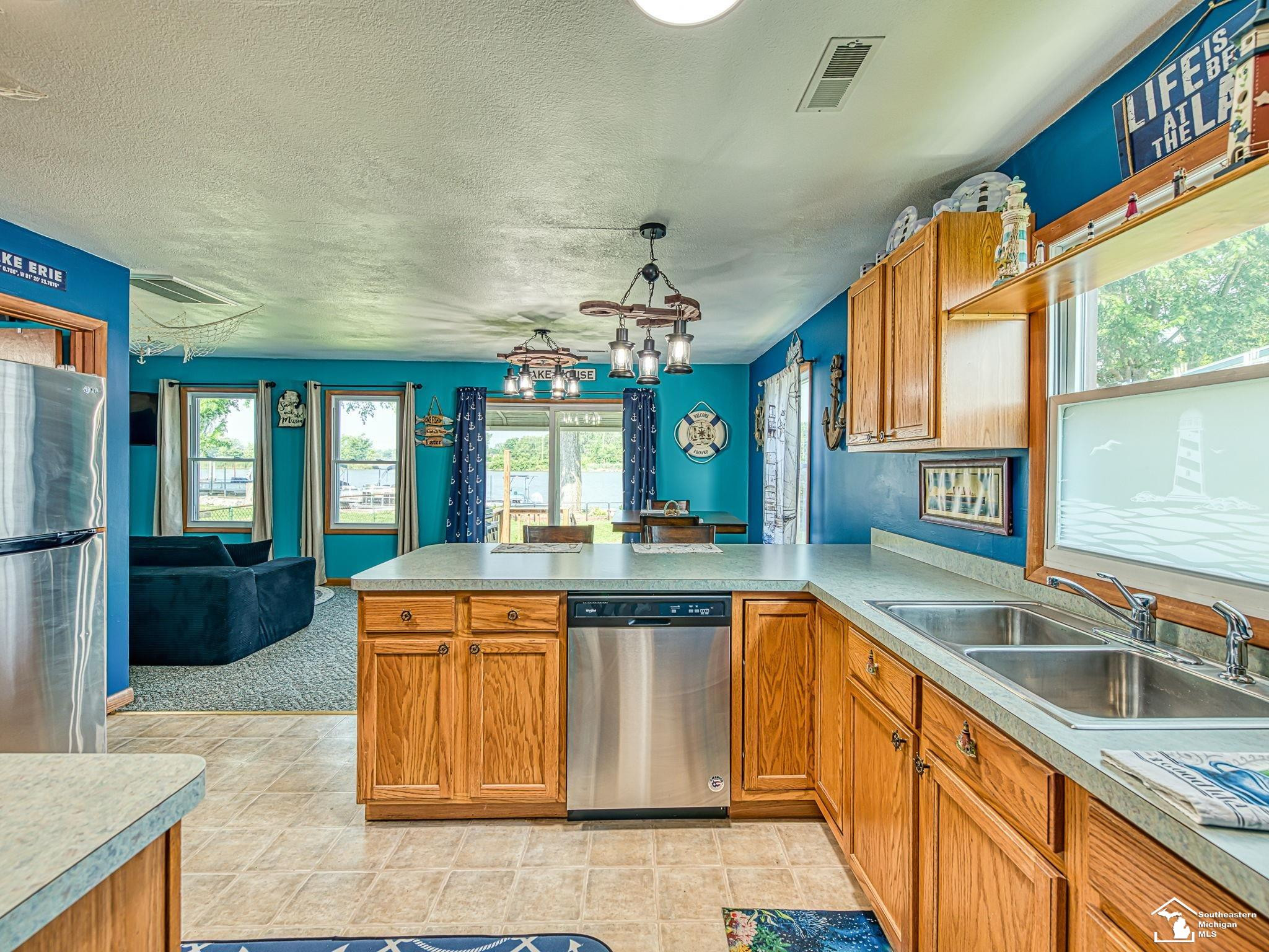 2958 Morin Point Street, Erie, MI — Photo 4