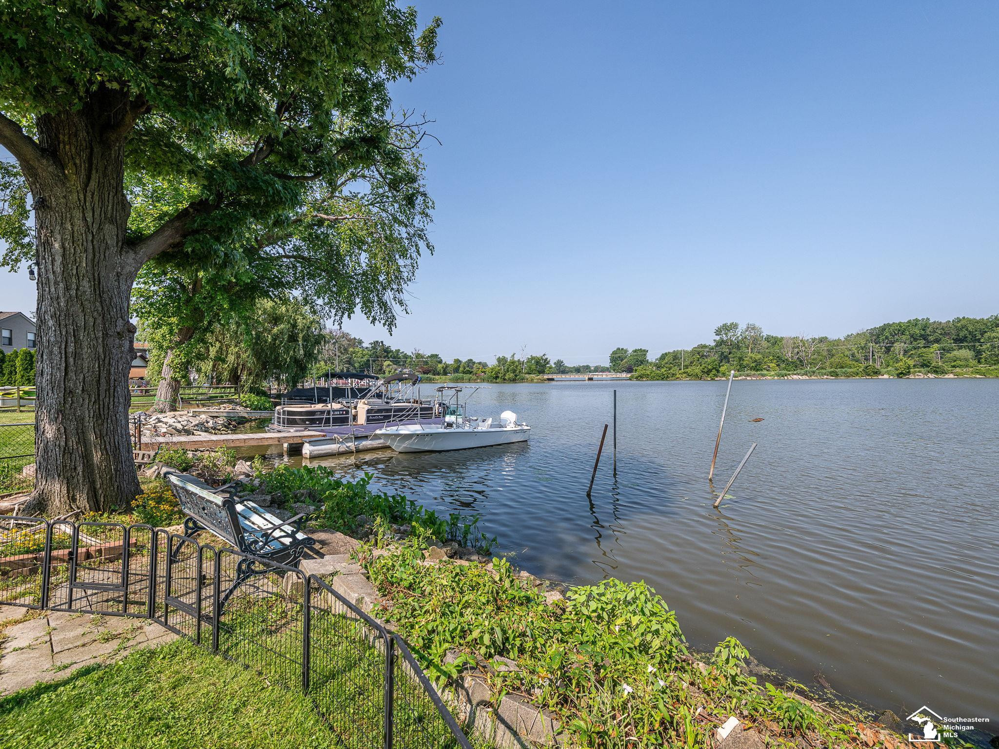 2958 Morin Point Street, Erie, MI — Photo 36