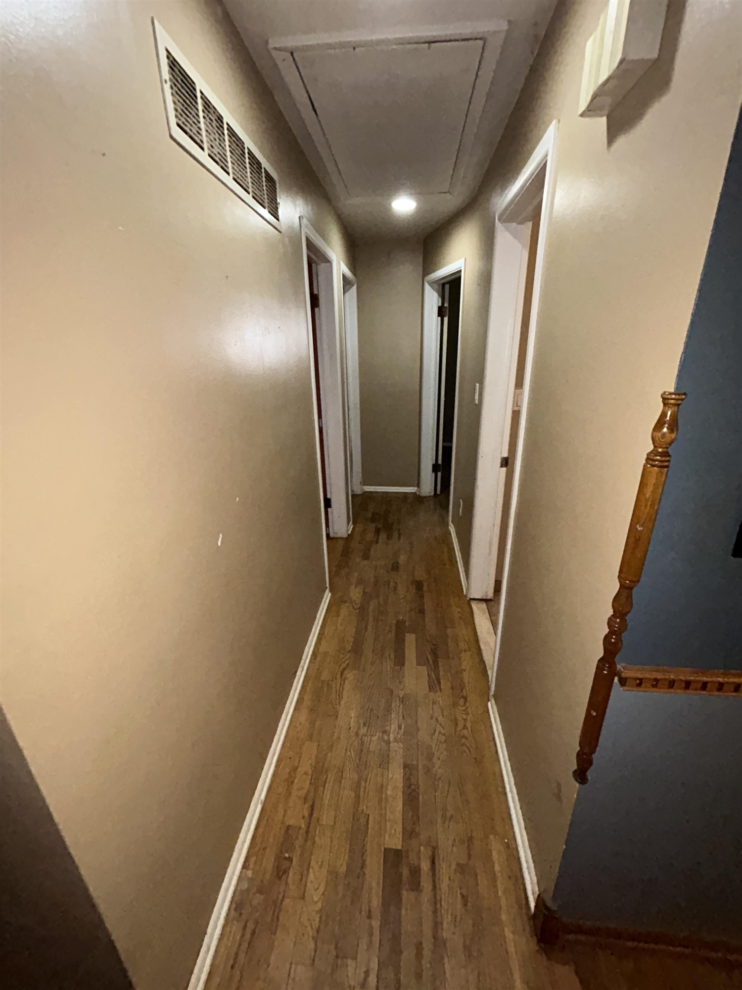 5323 Elmsford Drive, Flint, MI 48532 — Photo 11