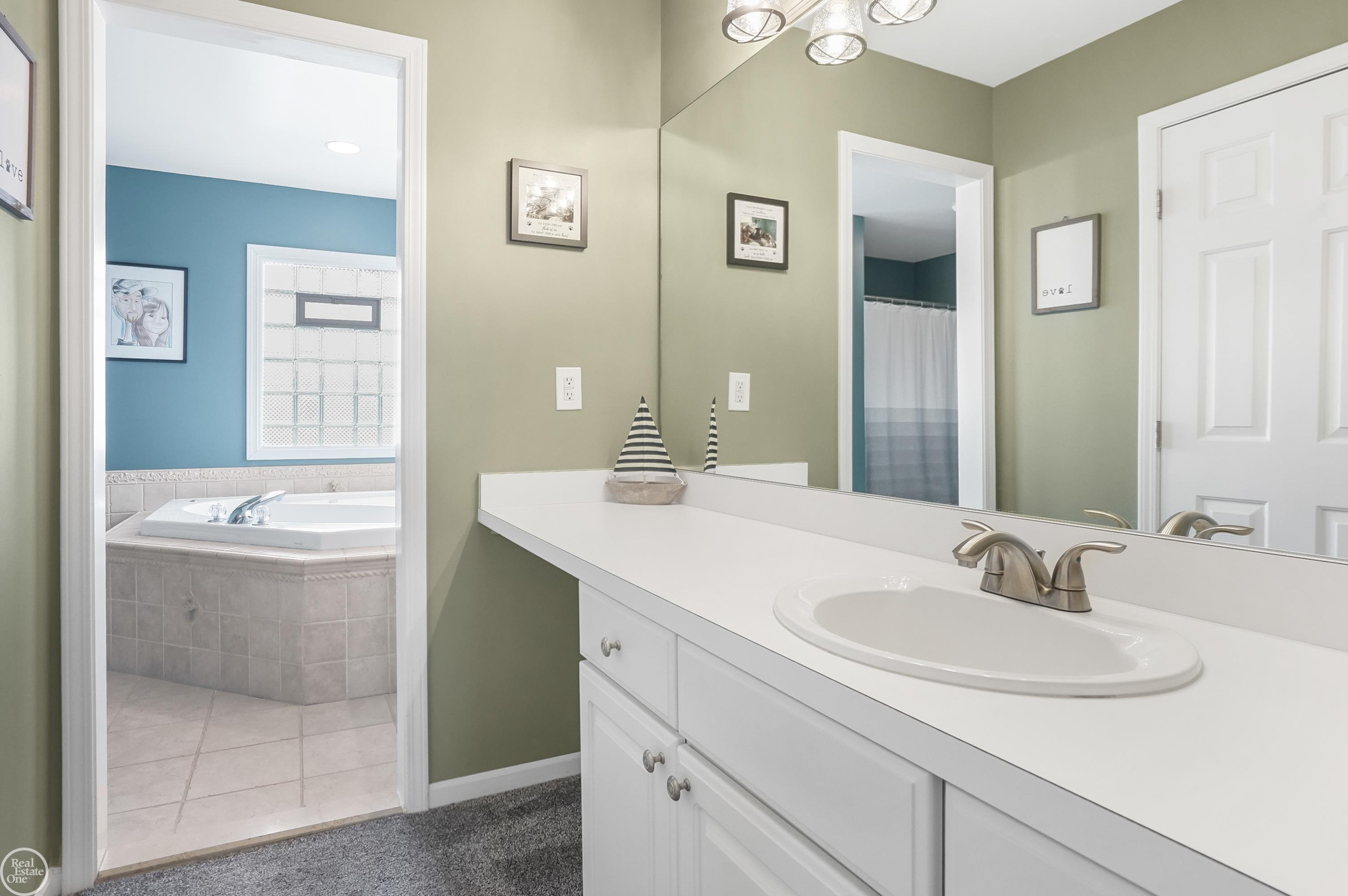 1011 N Ortonville Road, Ortonville, MI 48462 — Photo 16