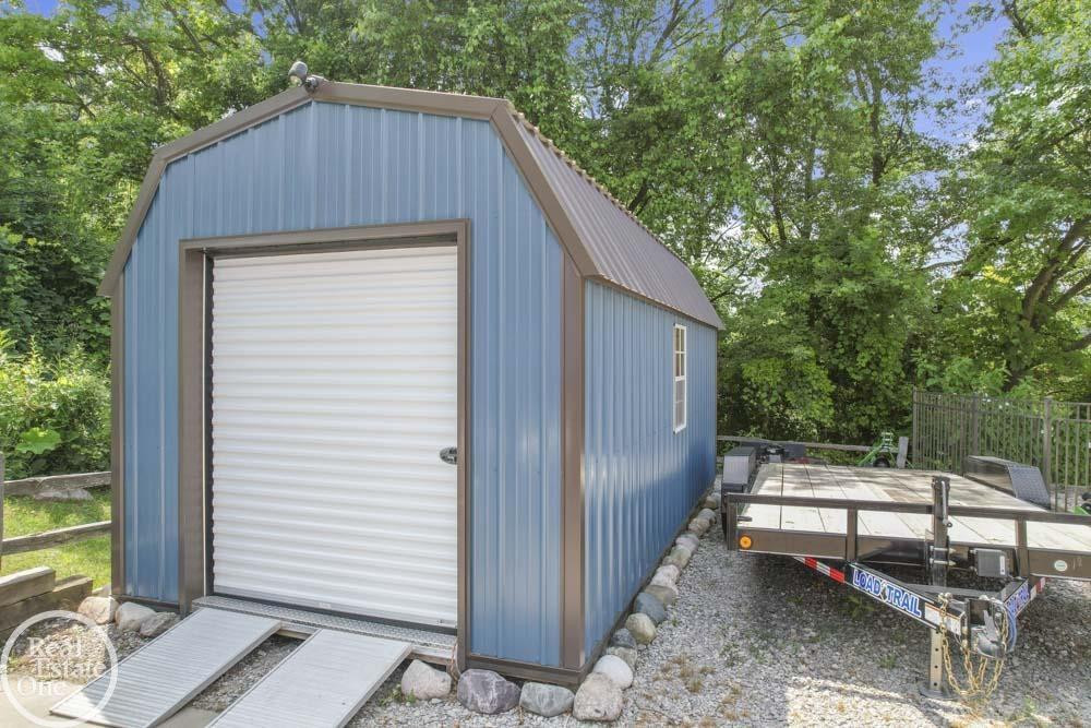 1011 N Ortonville Road, Ortonville, MI 48462 — Photo 49