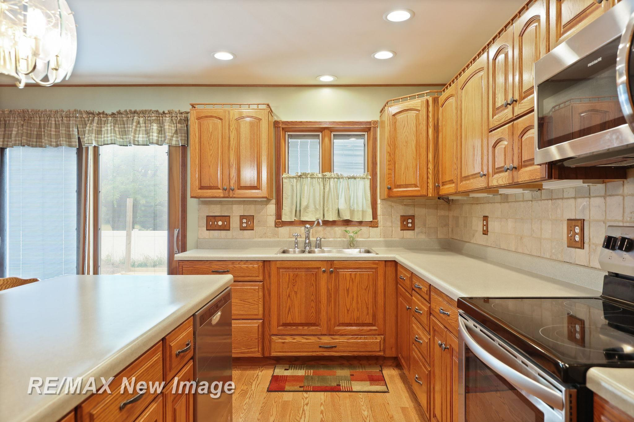 731 S Adams Street, Saginaw, MI 48604 — Photo 9