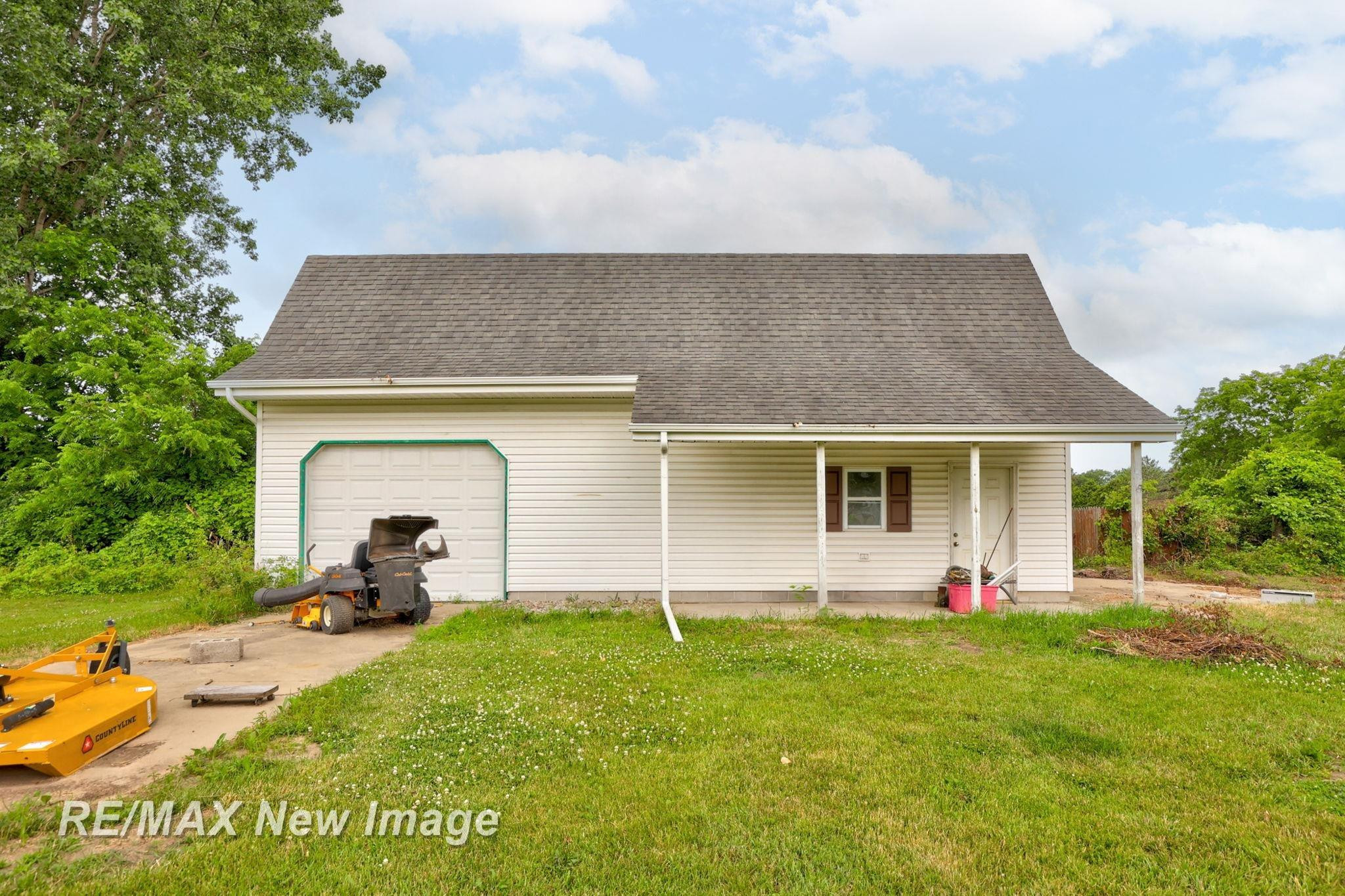 731 S Adams Street, Saginaw, MI 48604 — Photo 27