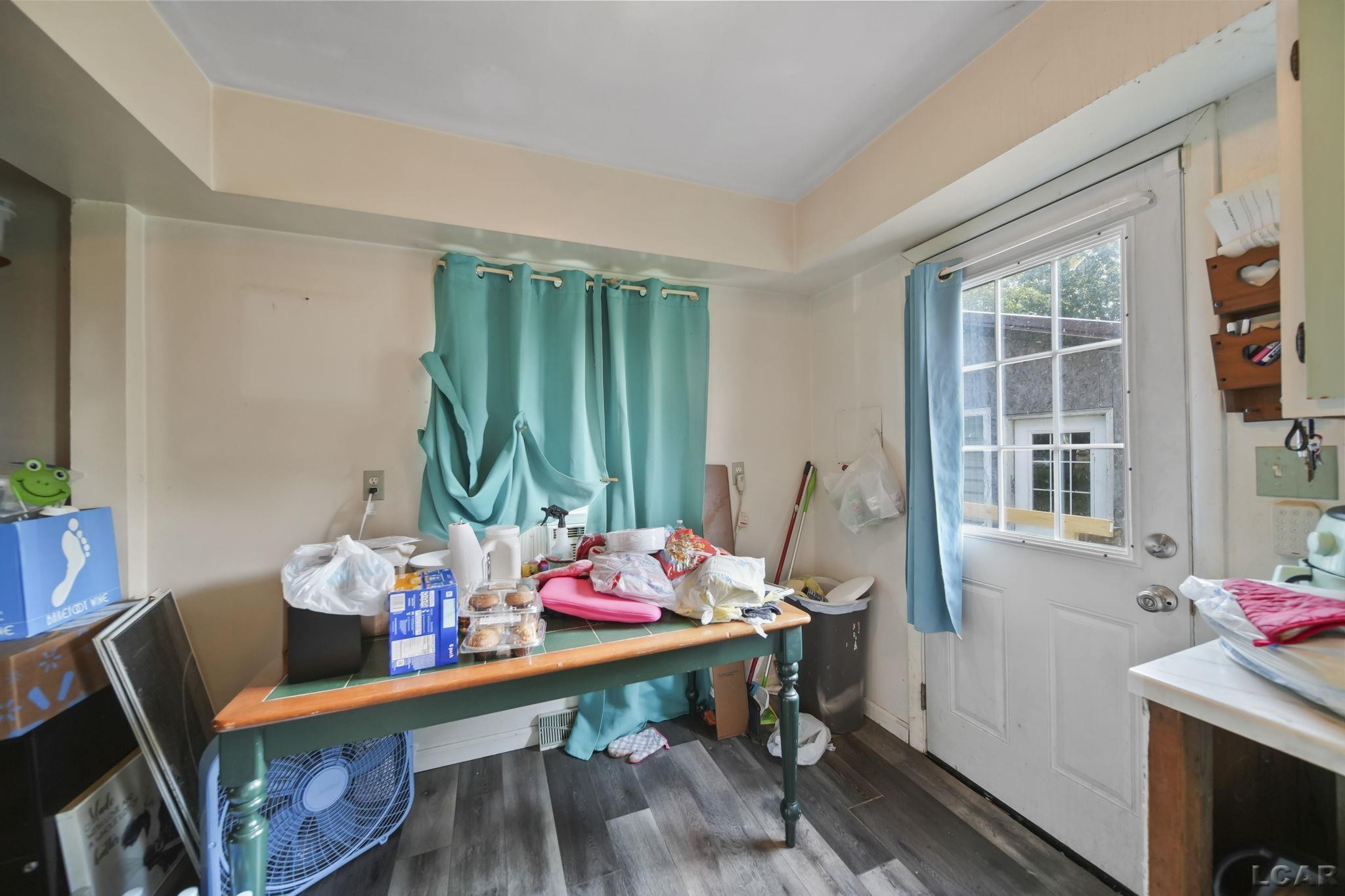 407 S Comstock Street, Addison, MI 49220 — Photo 9