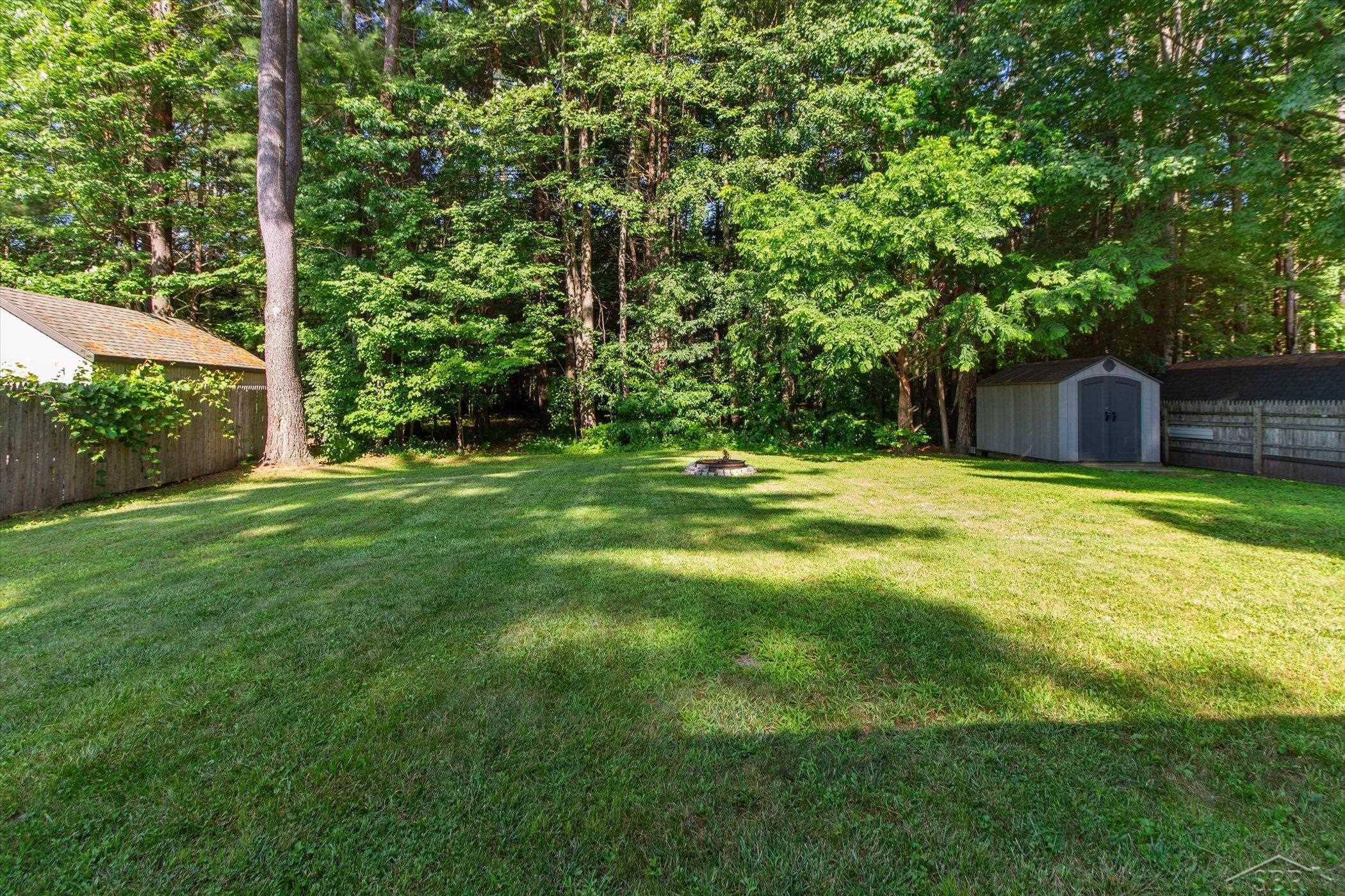 3611 N Sadler Drive, Sanford, MI 48657 — Photo 25