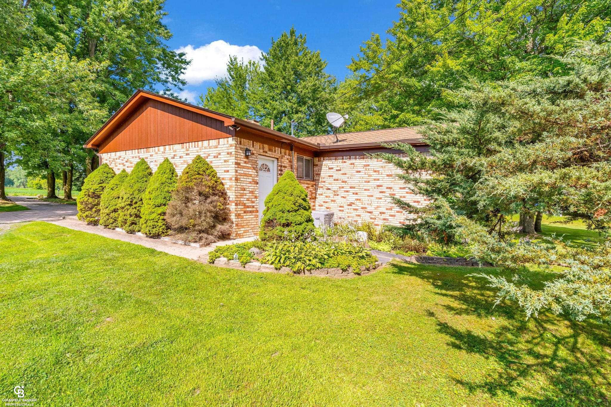 9757 Bartel Road, MI — Photo 14