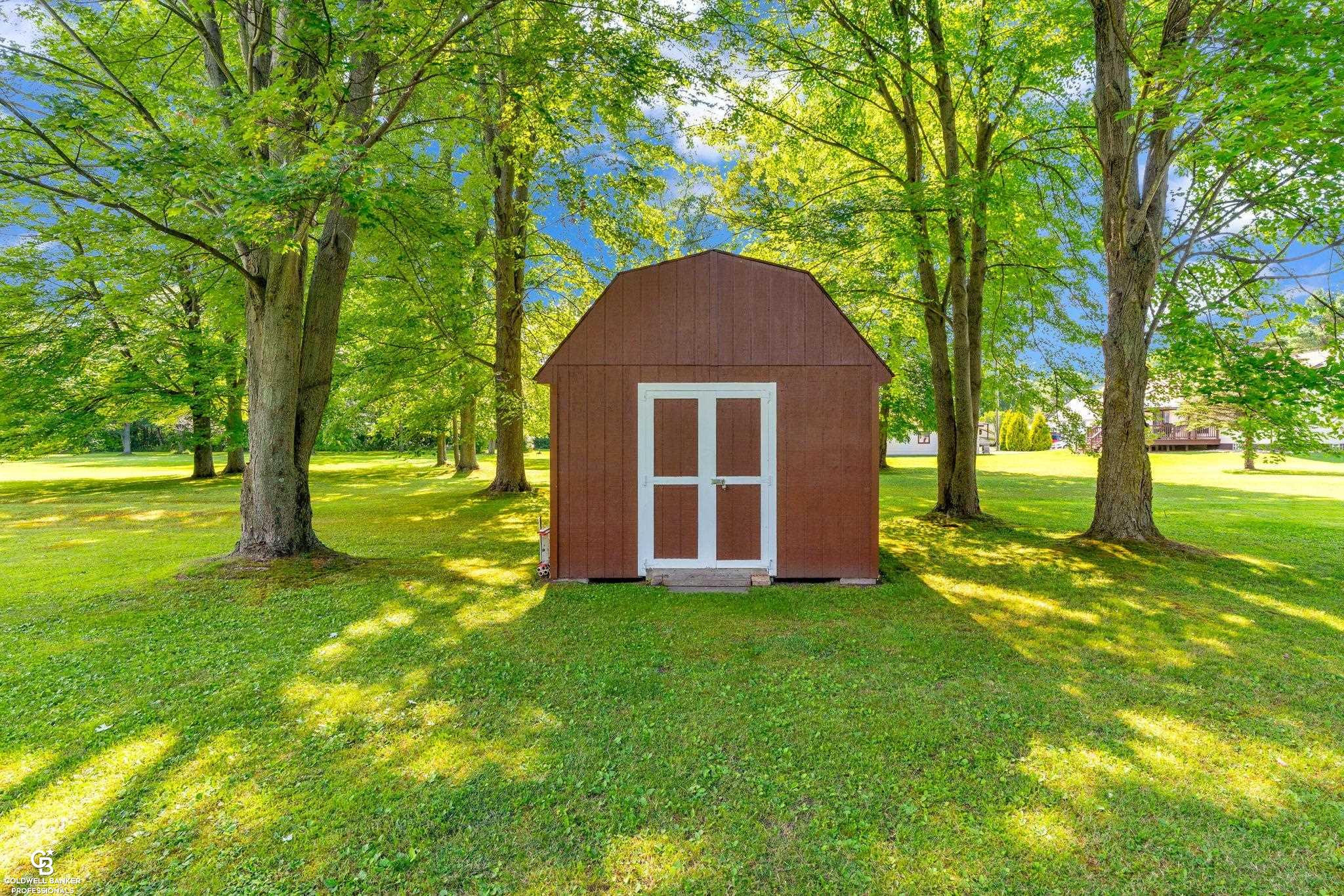 9757 Bartel Road, MI — Photo 15