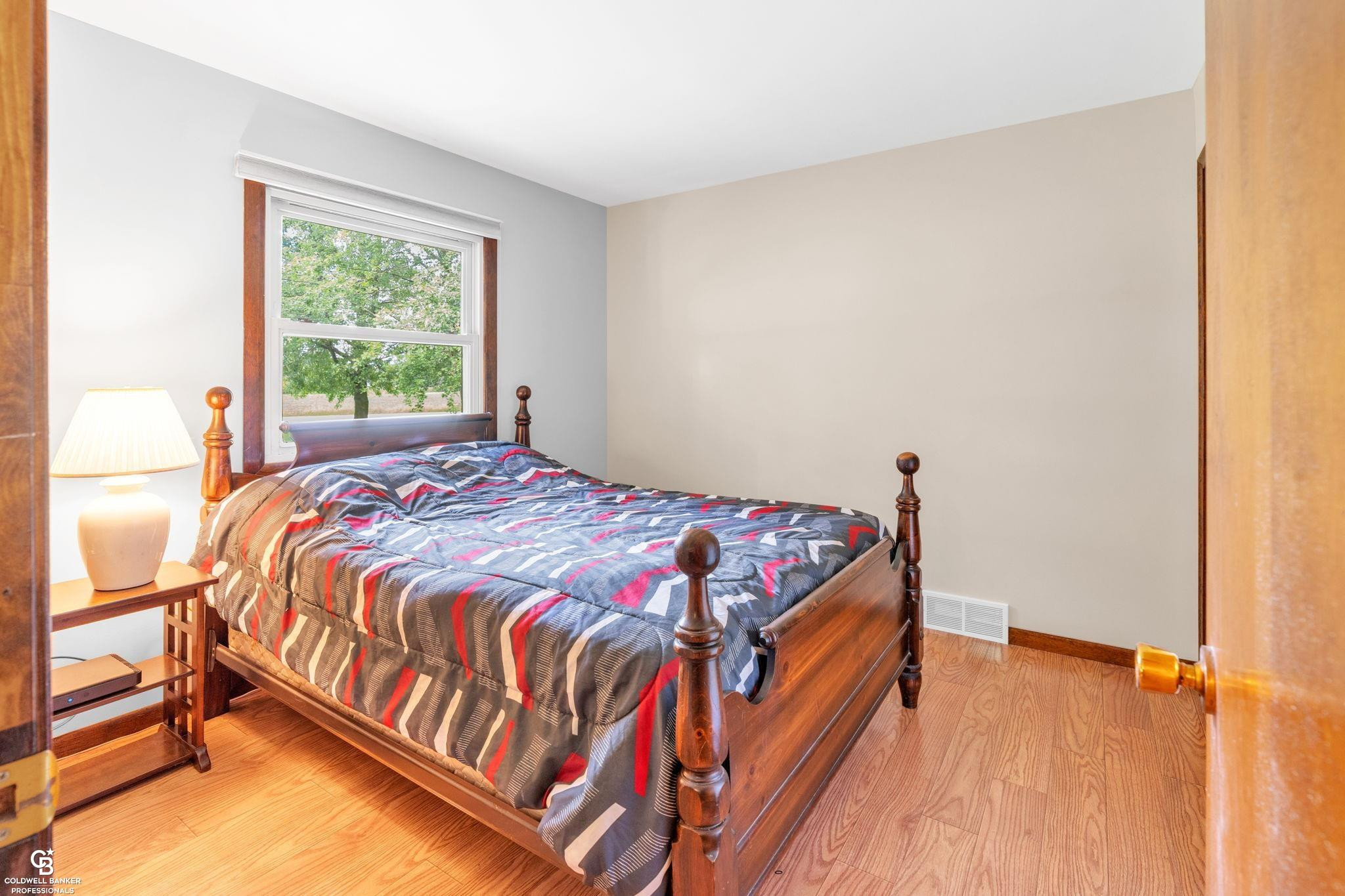 9757 Bartel Road, MI — Photo 32
