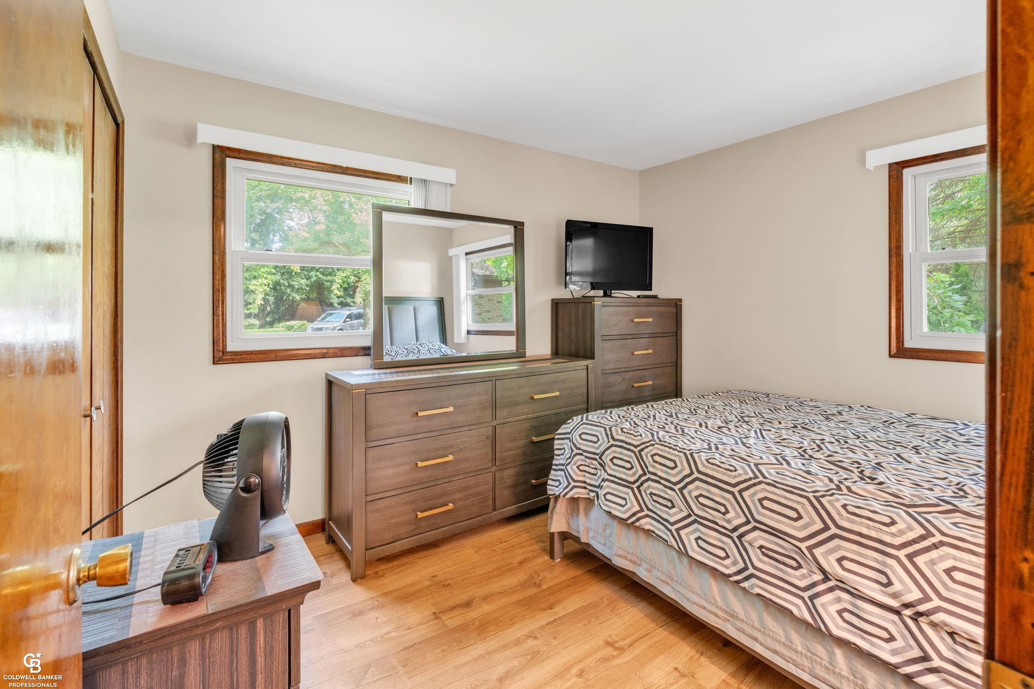 9757 Bartel Road, MI — Photo 35