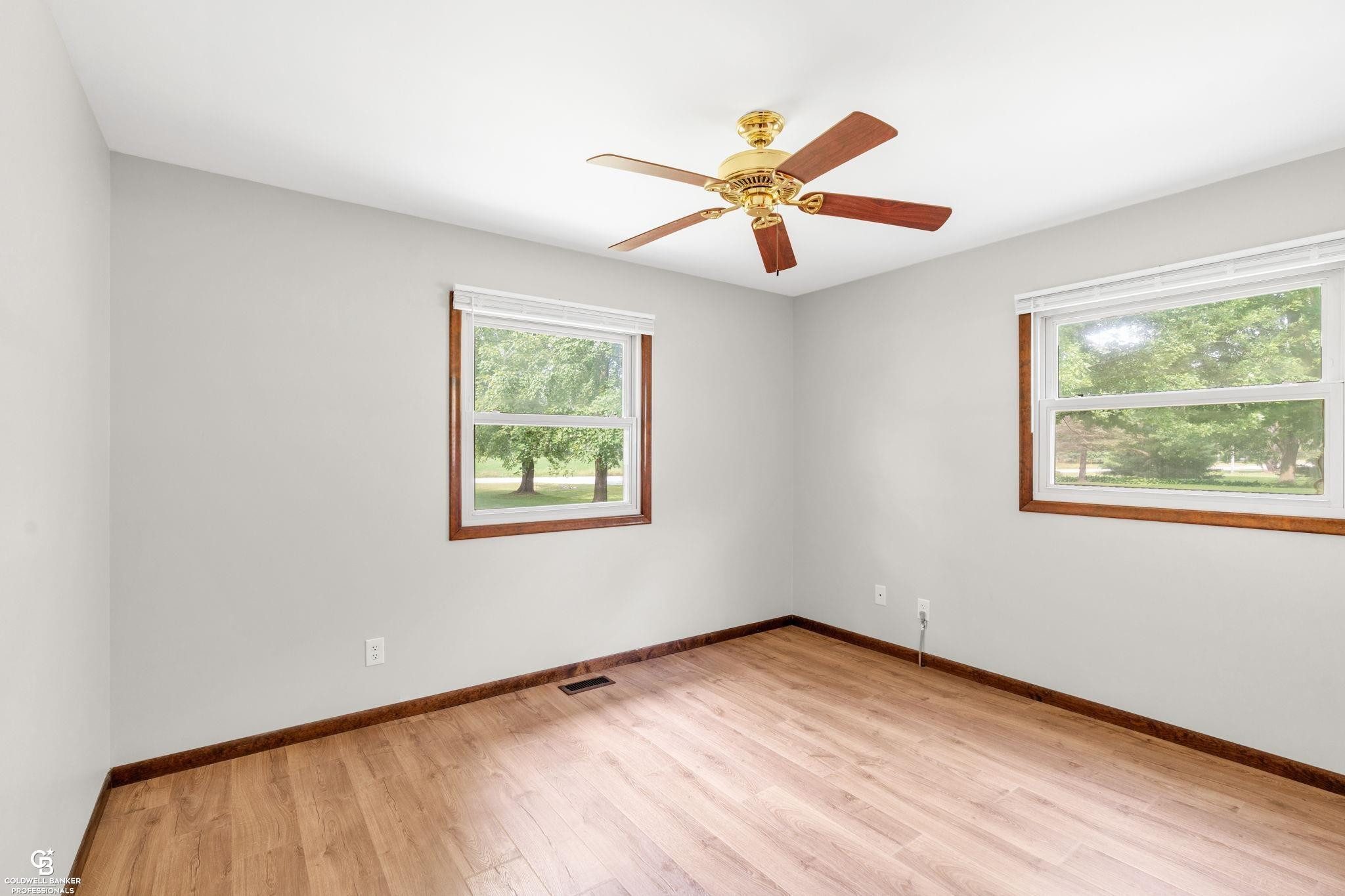 9757 Bartel Road, MI — Photo 37