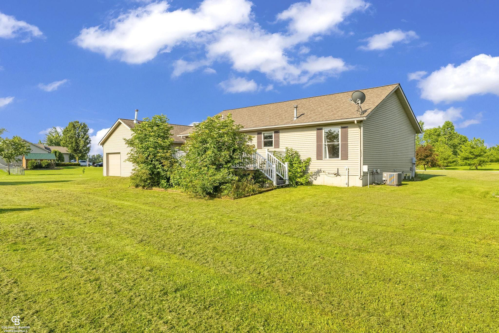 2168 Cove Road, Wales, MI — Photo 9