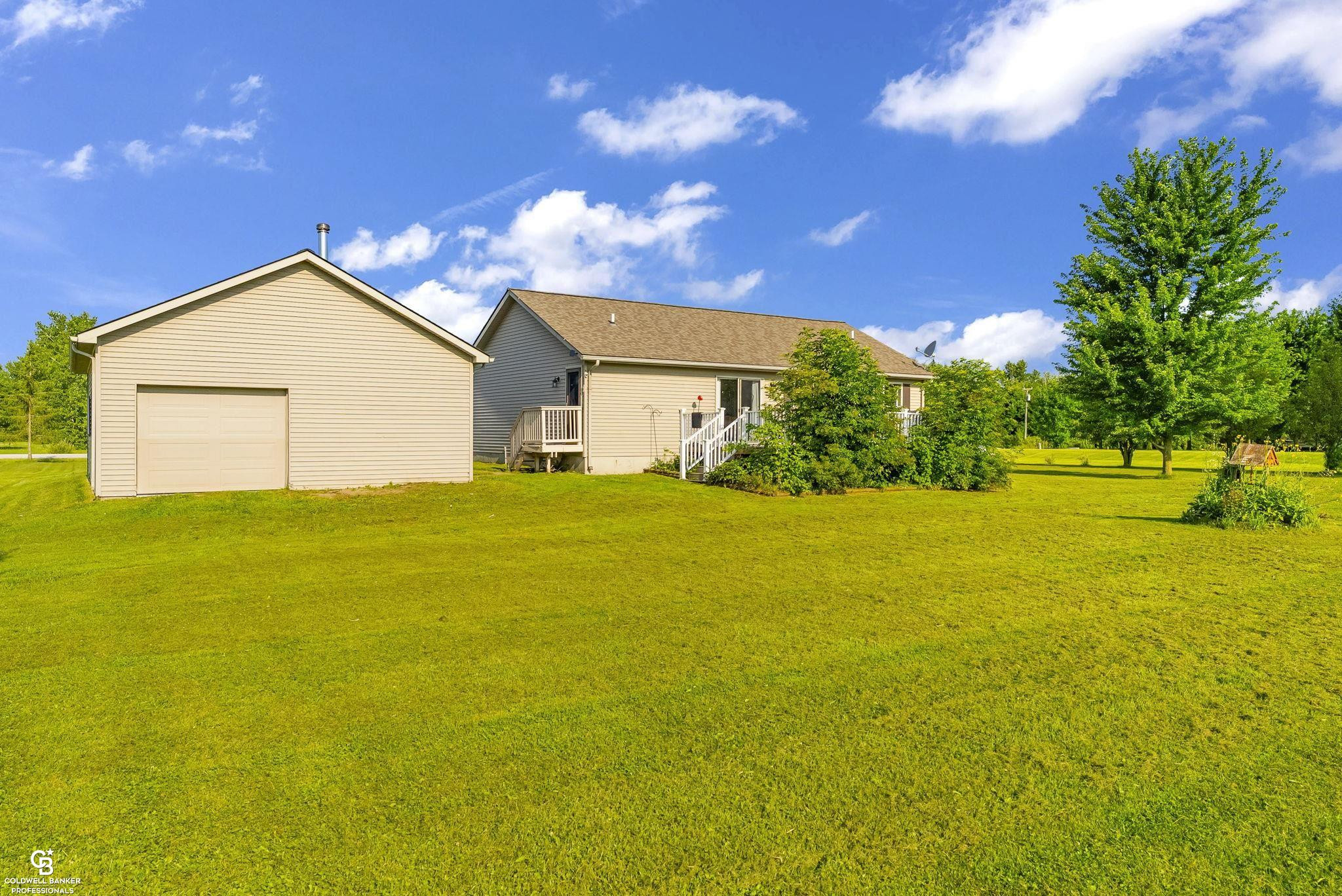 2168 Cove Road, Wales, MI — Photo 11