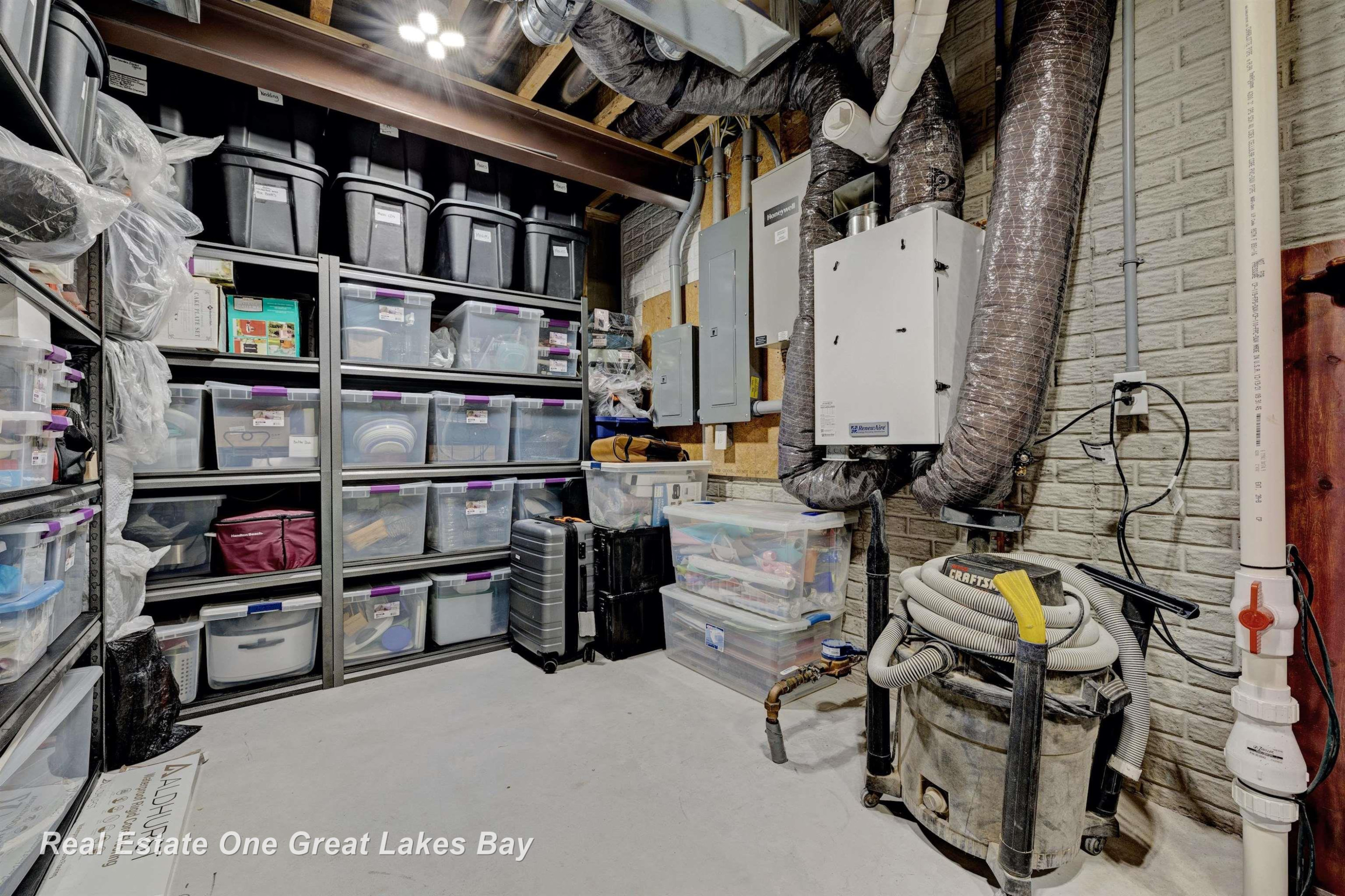 12146 Lakefield Road, Saint Charles, MI 48655 — Photo 48