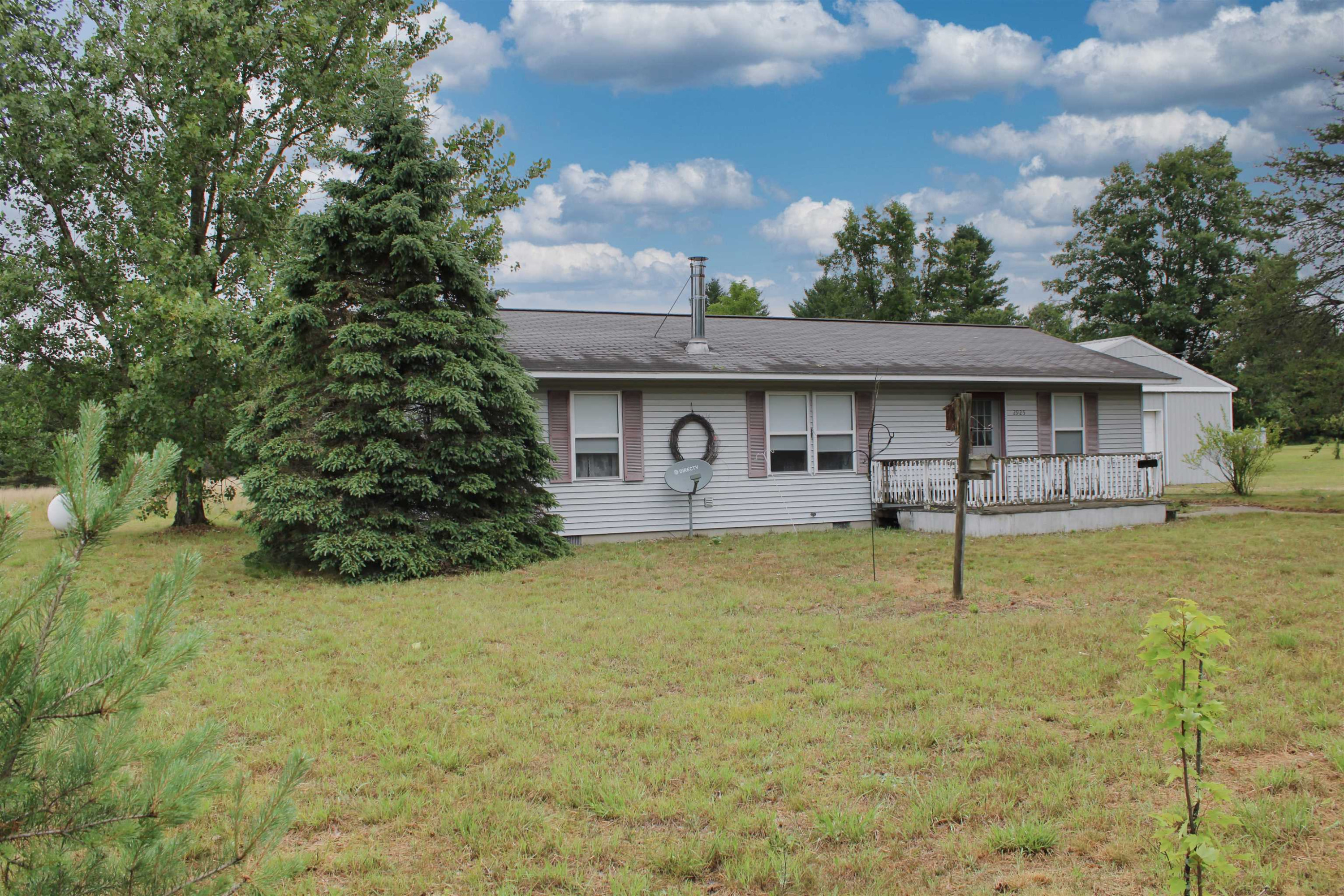 2925 E Cranberry Lake Road, Harrison, MI 48625 — Photo 2