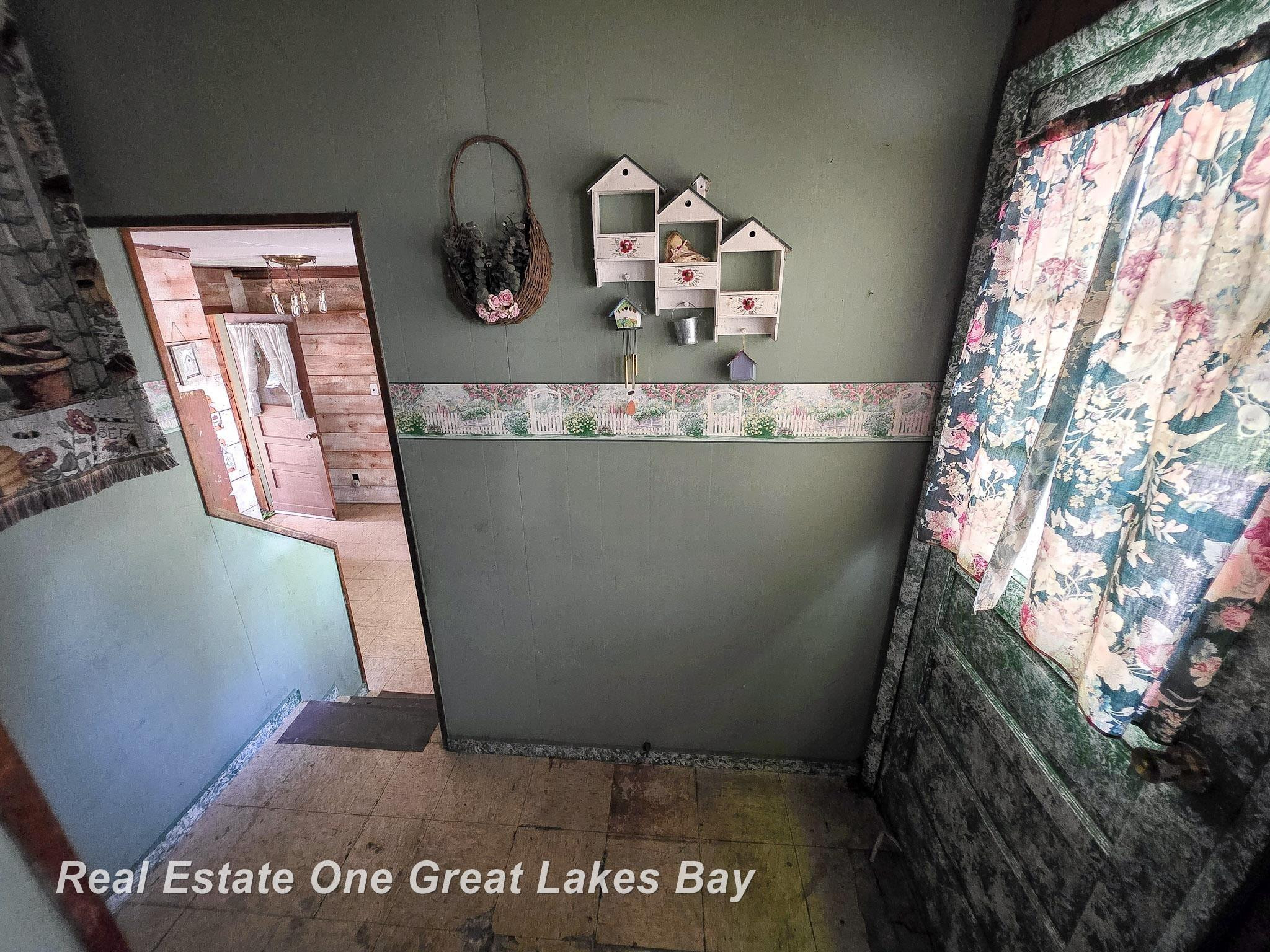 27 N Grout Road, Gladwin, MI 48624 — Photo 25
