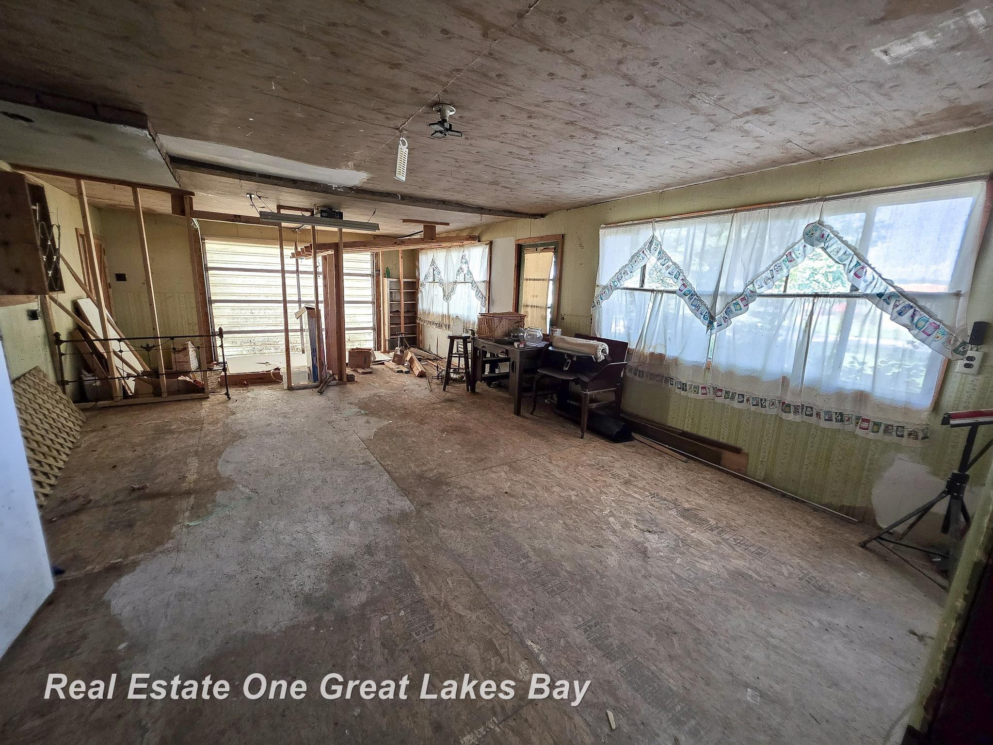 27 N Grout Road, Gladwin, MI 48624 — Photo 39