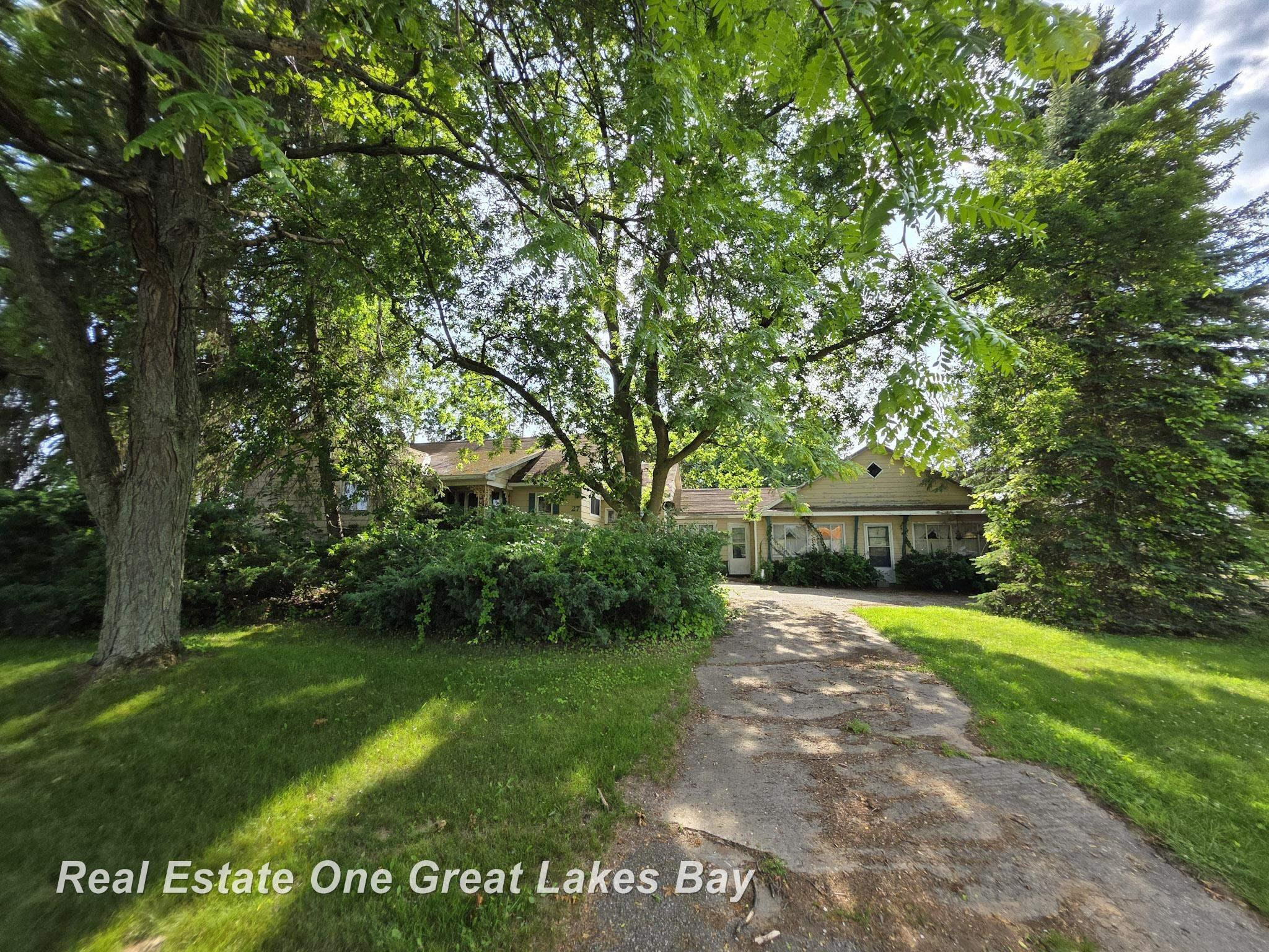 27 N Grout Road, Gladwin, MI 48624 — Photo 53