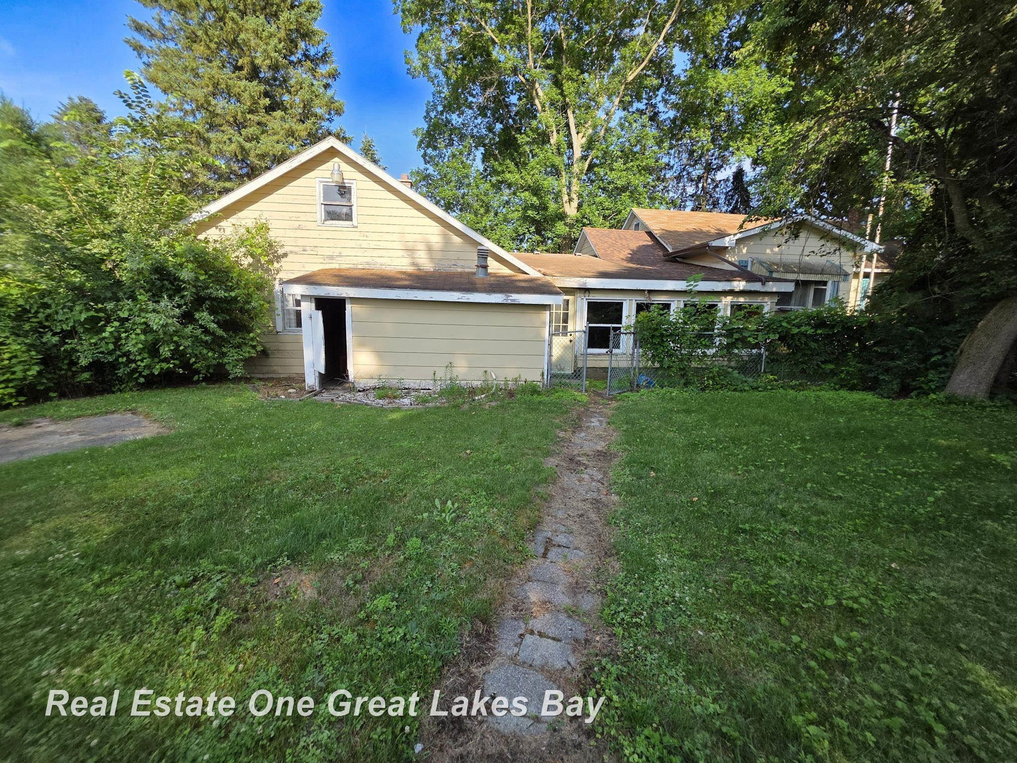 27 N Grout Road, Gladwin, MI 48624 — Photo 62