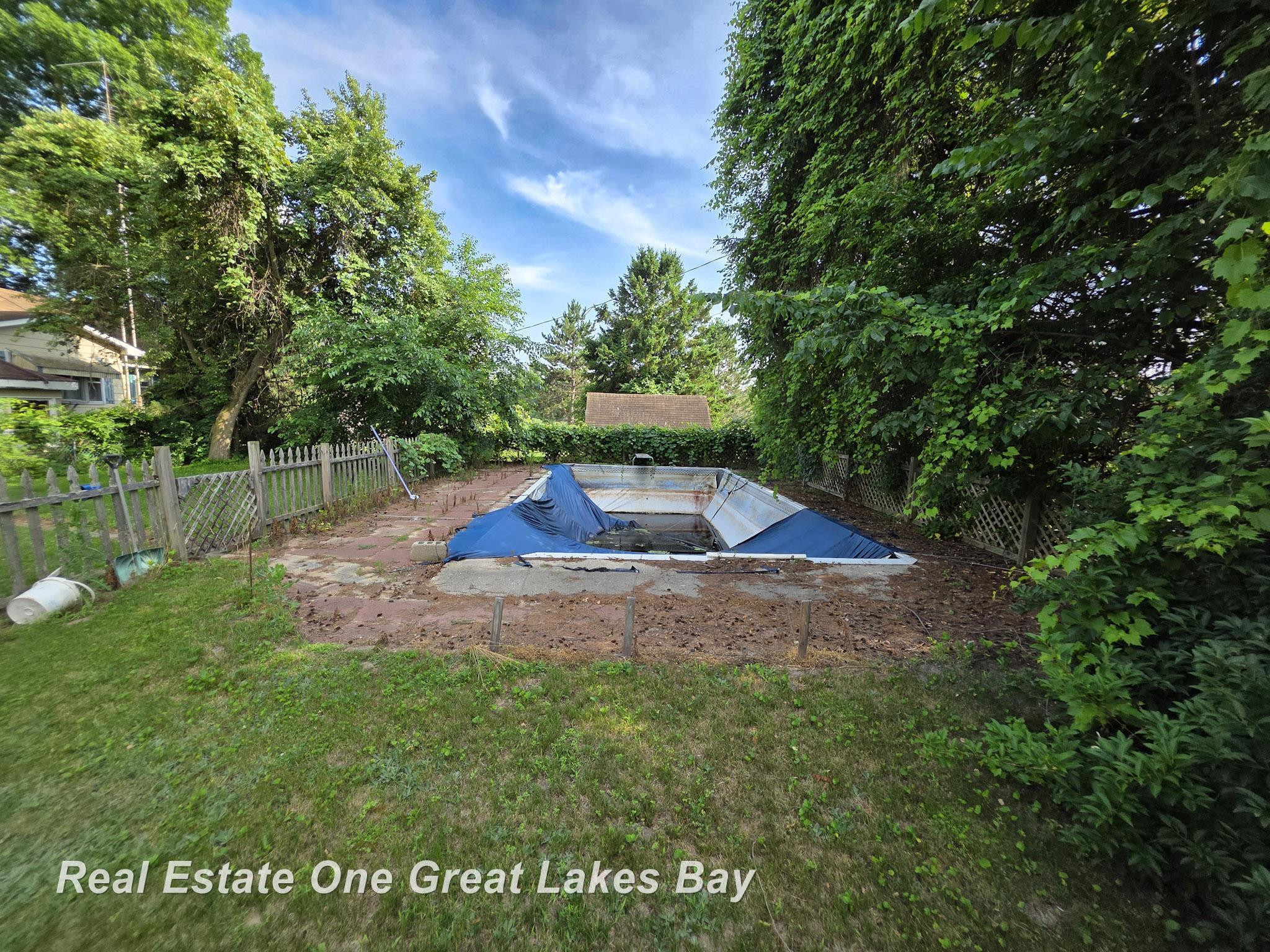 27 N Grout Road, Gladwin, MI 48624 — Photo 64