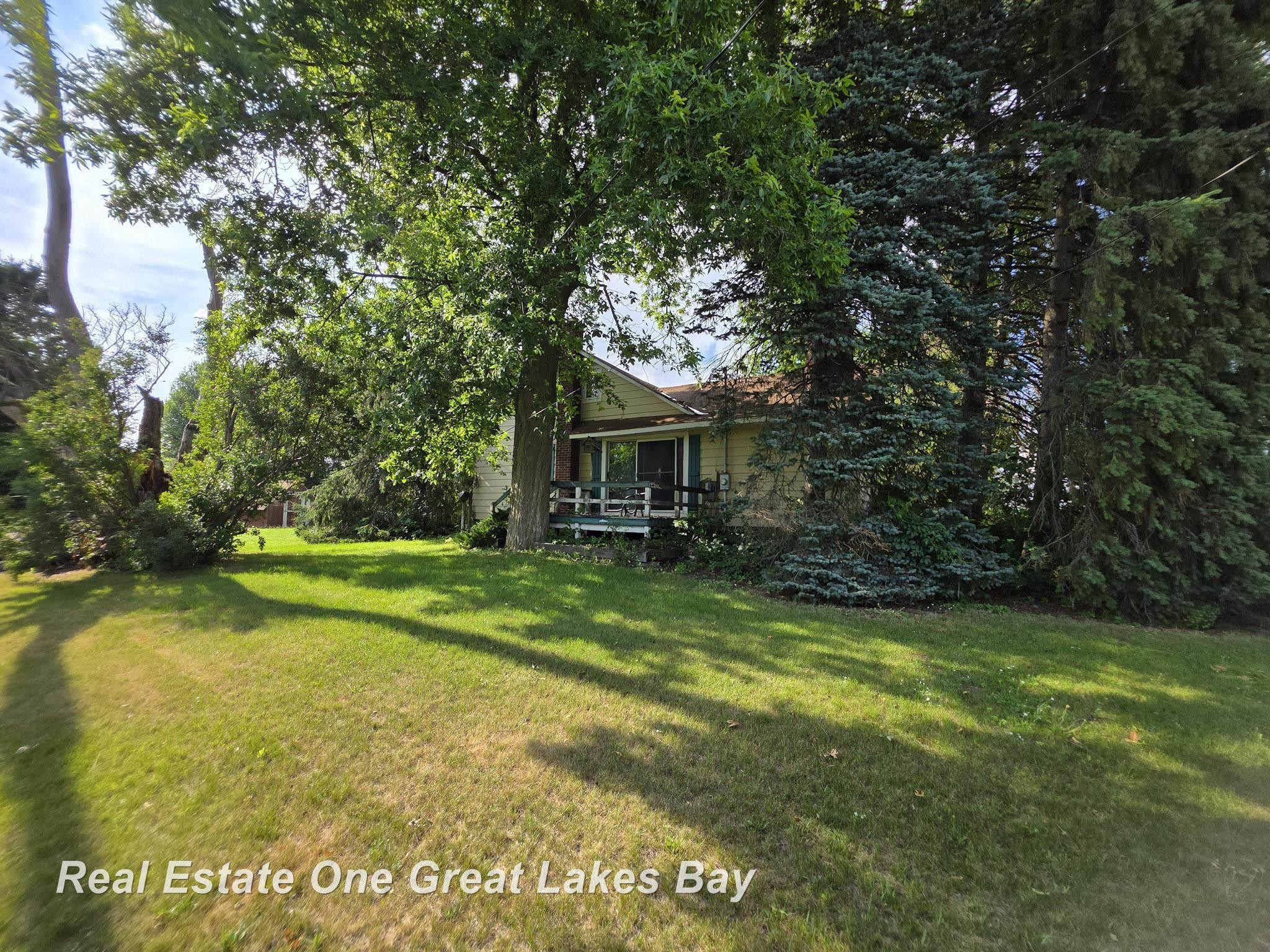 27 N Grout Road, Gladwin, MI 48624 — Photo 76