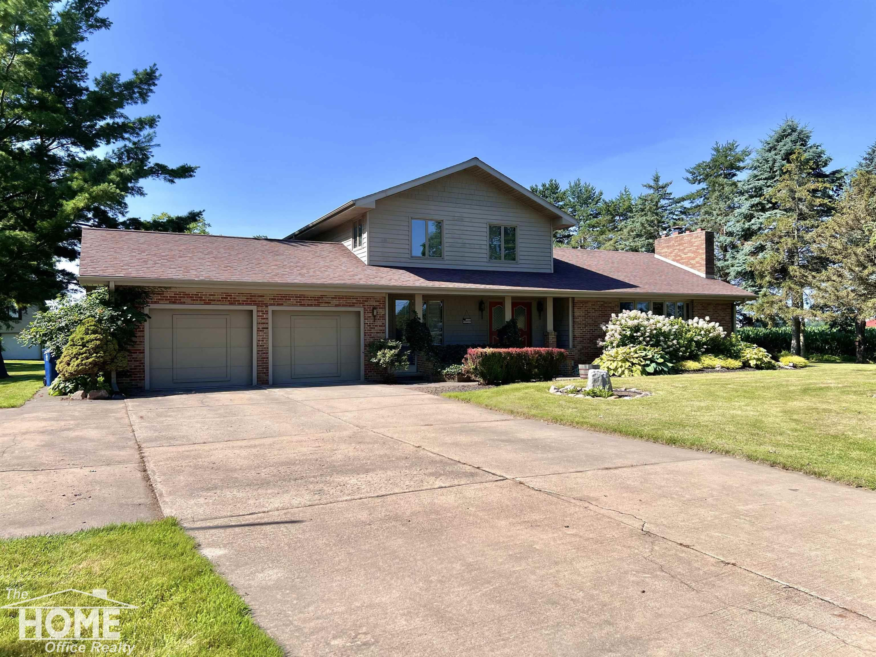 11285 W Peet Road, Chesaning, MI 48616 — front exterior