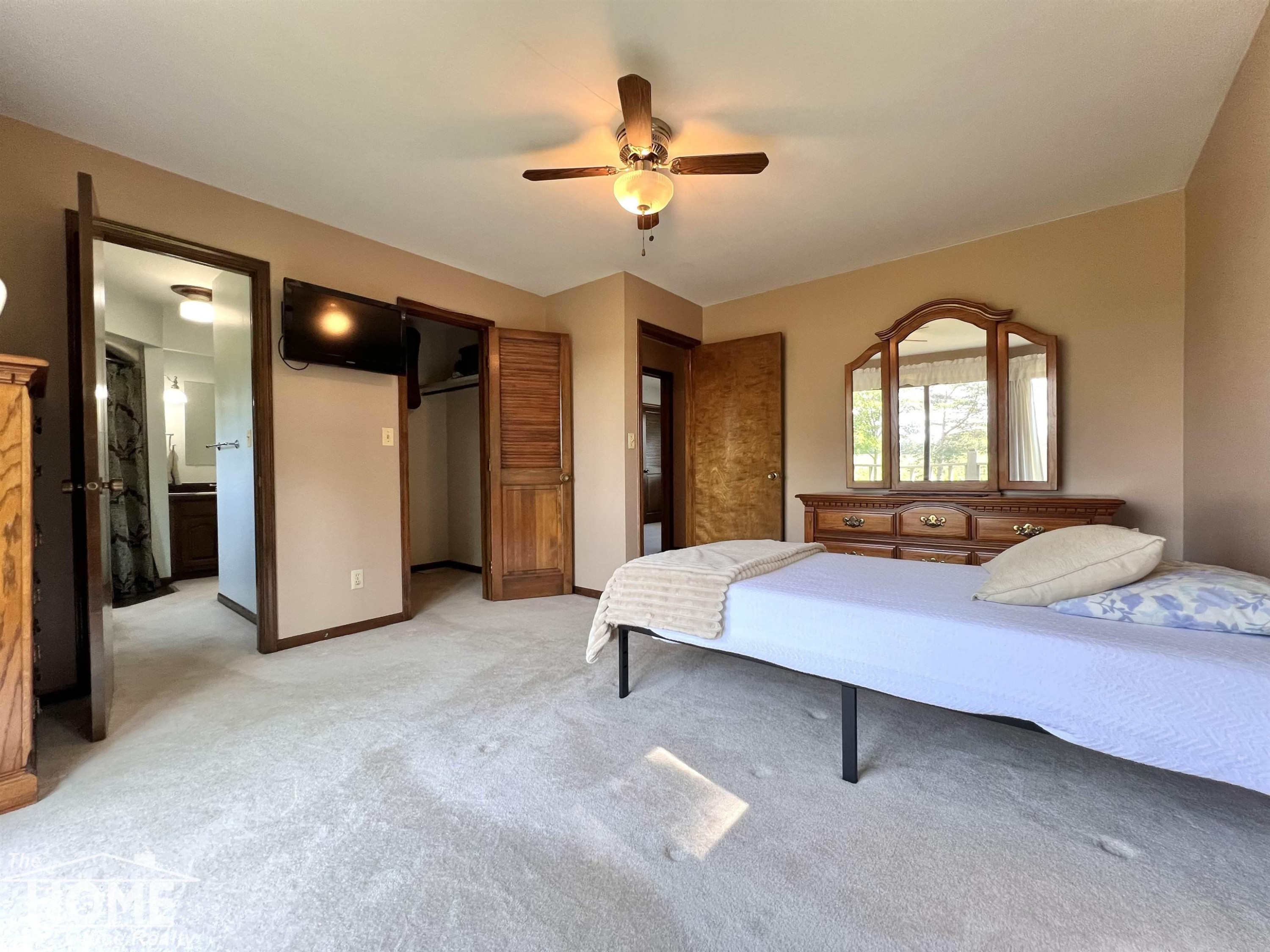 11285 W Peet Road, Chesaning, MI 48616 — Photo 39