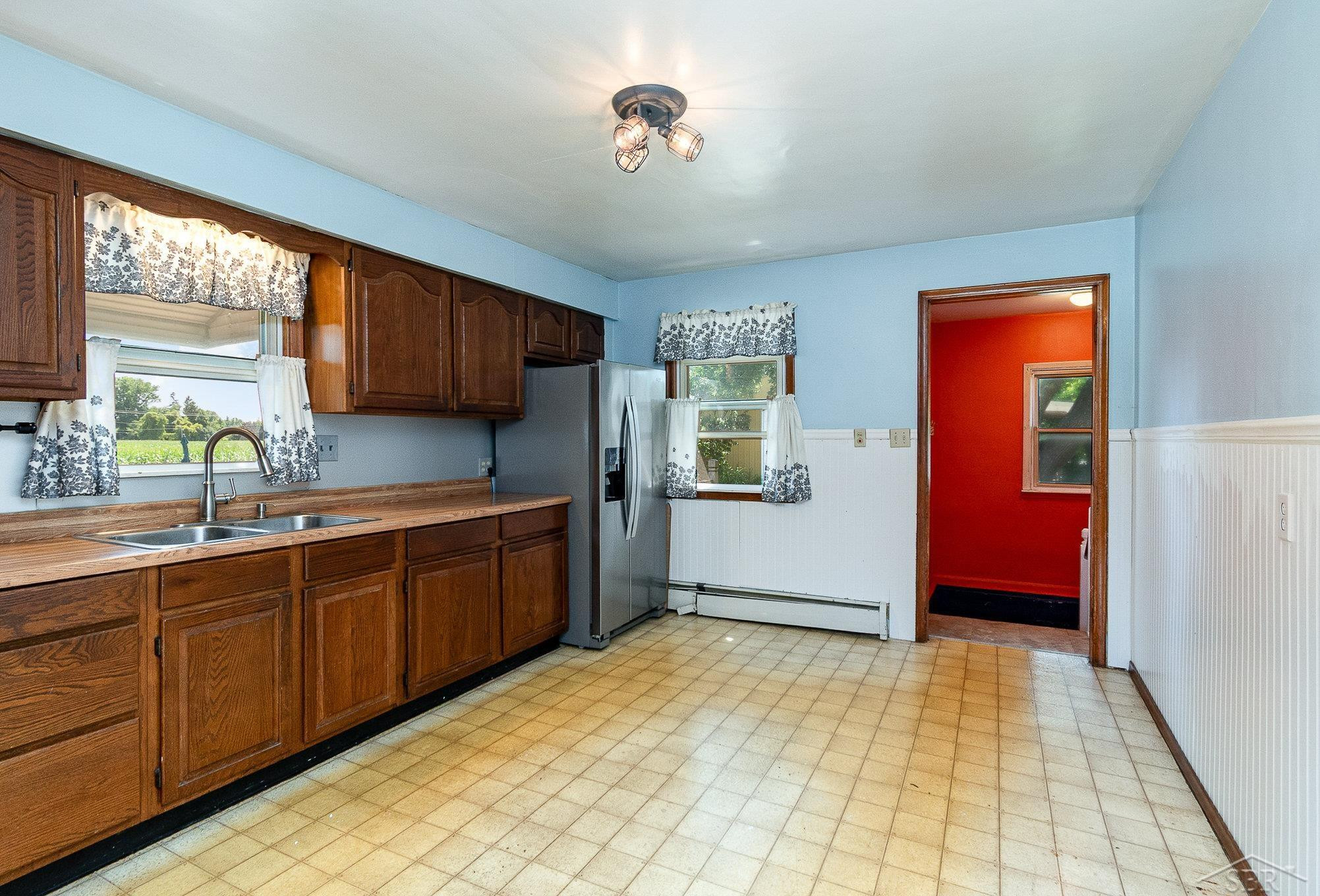 5161 Sherman Road, Zilwaukee, MI 48604 — Photo 5