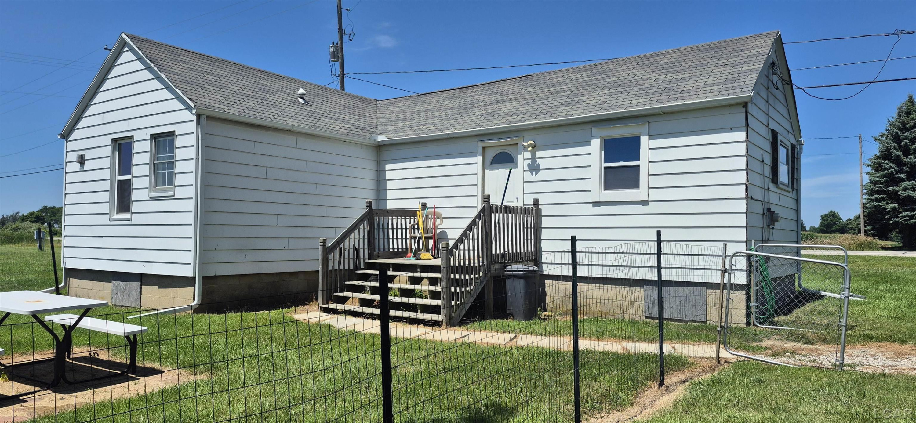 7645 Us-223 Highway, Riga, MI 49276 — Photo 11