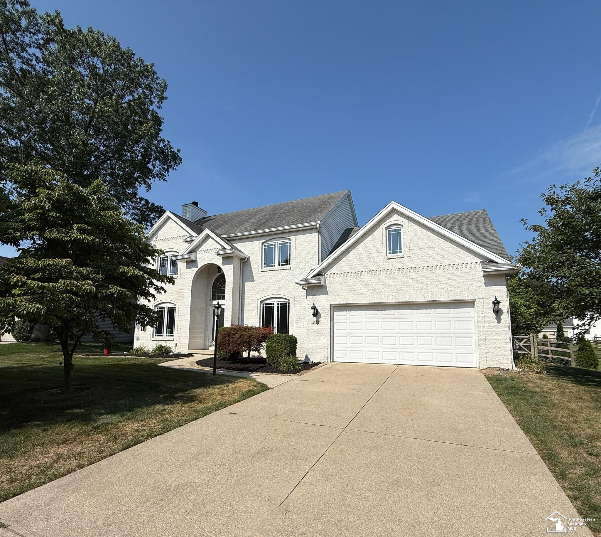 8325 Waterford Drive, Lambertville, MI 48144 — Photo 4
