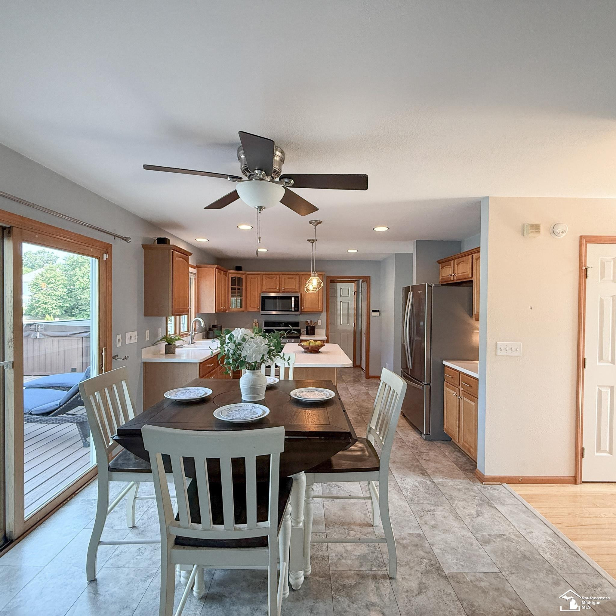 8325 Waterford Drive, Lambertville, MI 48144 — Photo 11