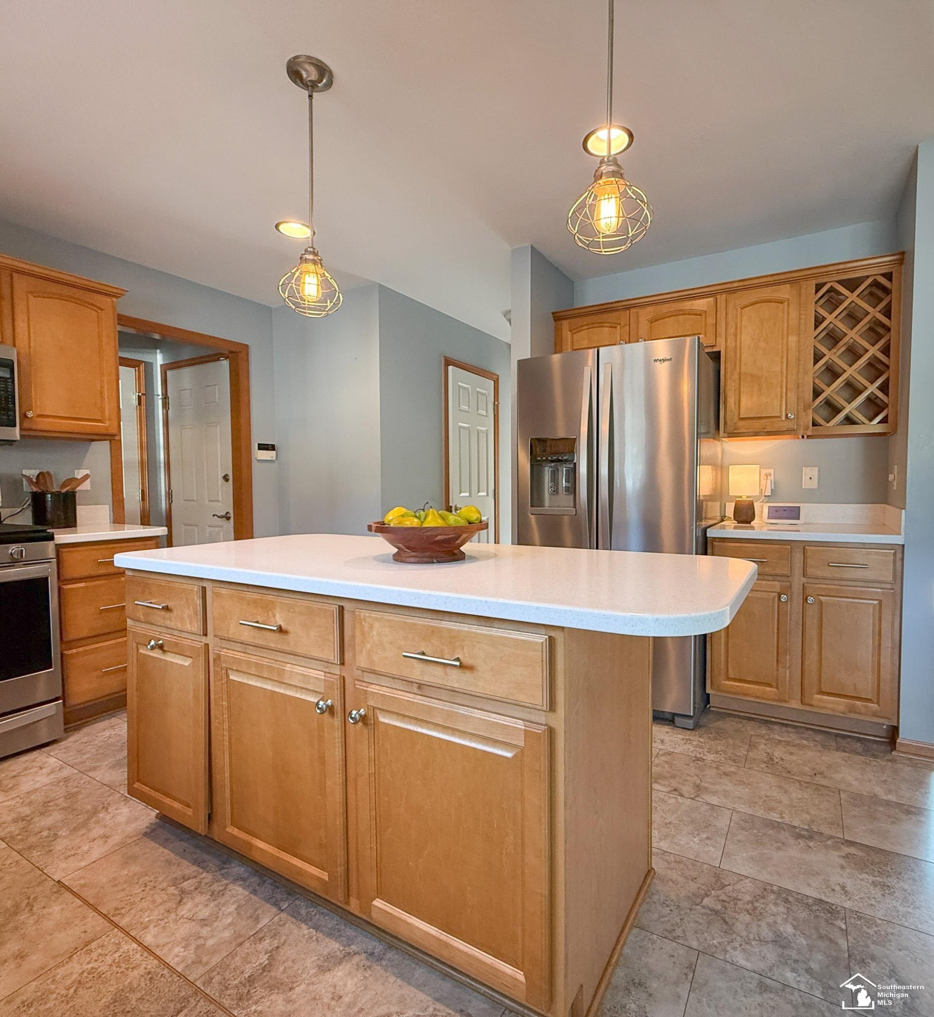 8325 Waterford Drive, Lambertville, MI 48144 — Photo 16