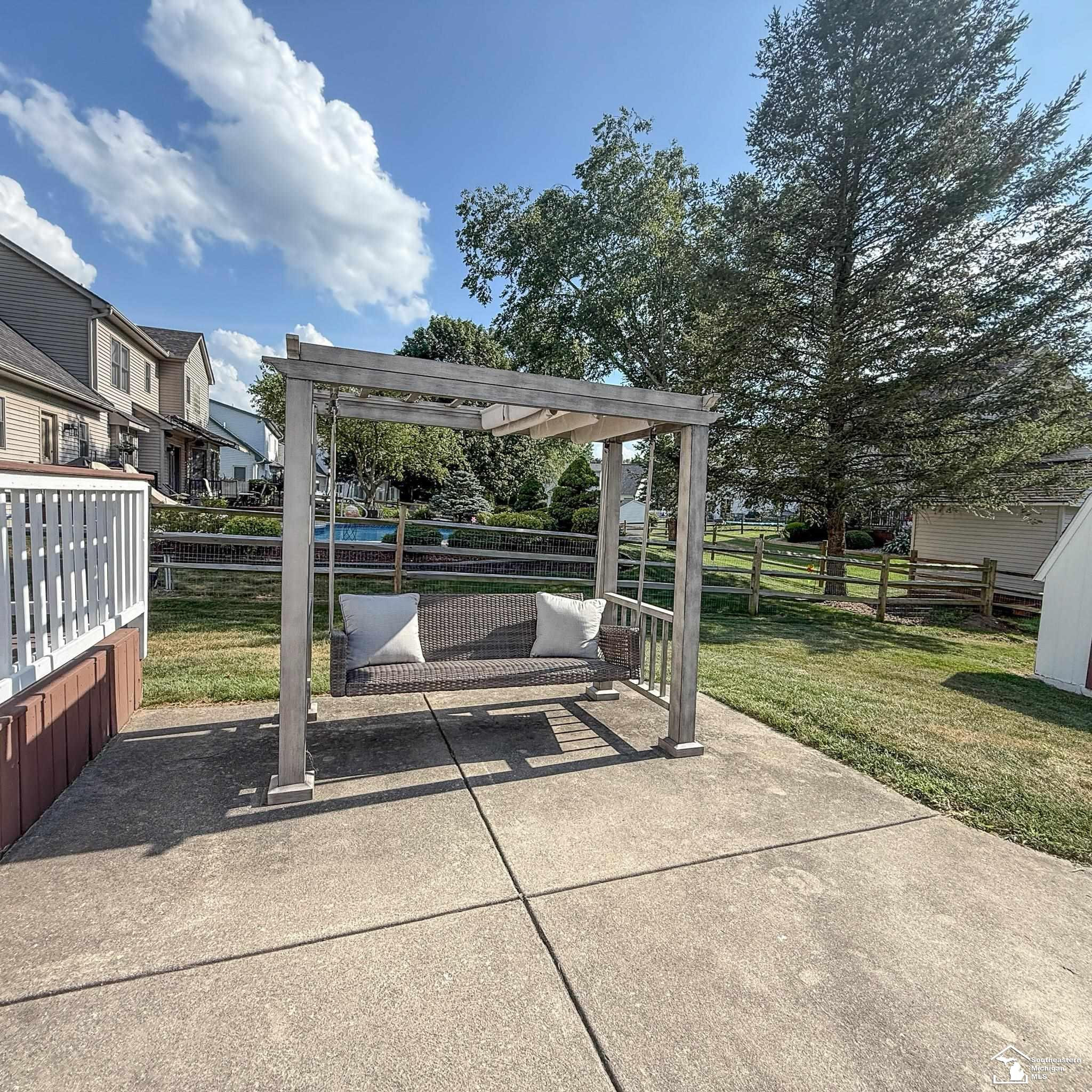 8325 Waterford Drive, Lambertville, MI 48144 — Photo 42