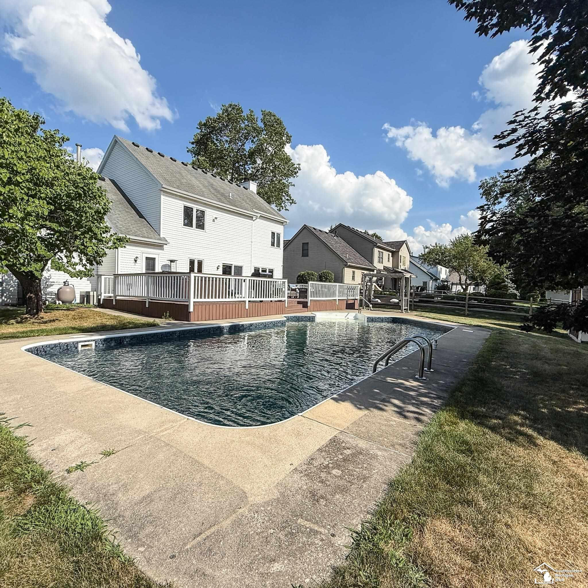 8325 Waterford Drive, Lambertville, MI 48144 — Photo 44