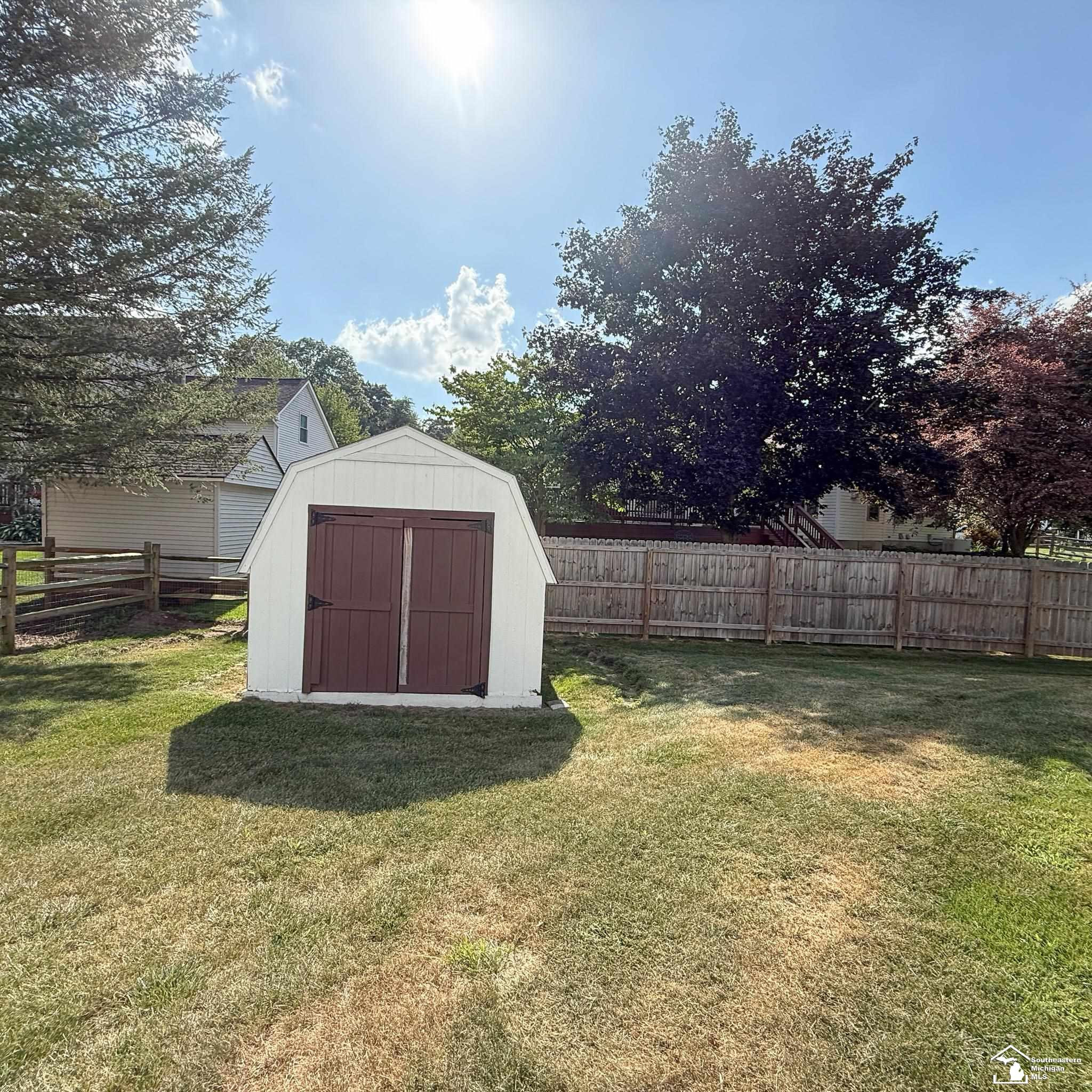 8325 Waterford Drive, Lambertville, MI 48144 — Photo 45