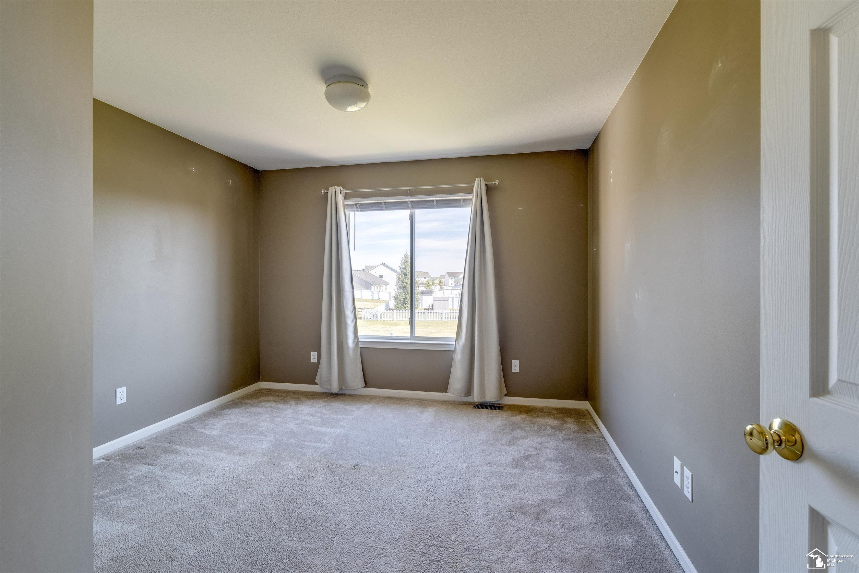 704 Arbor Chase Drive, Dundee, MI 48131 — Photo 16