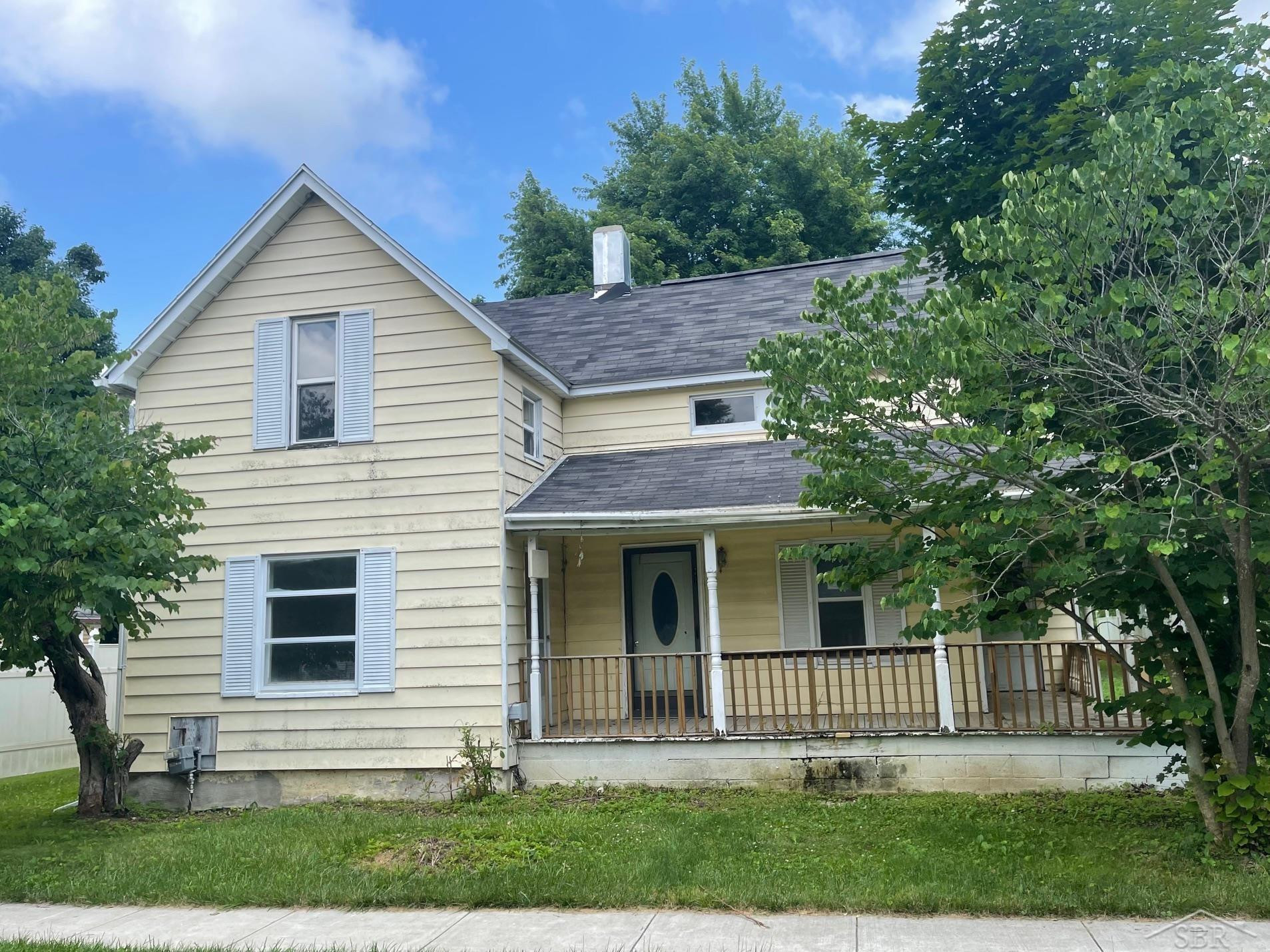8467 East Street, Millington, MI 48746 — front exterior