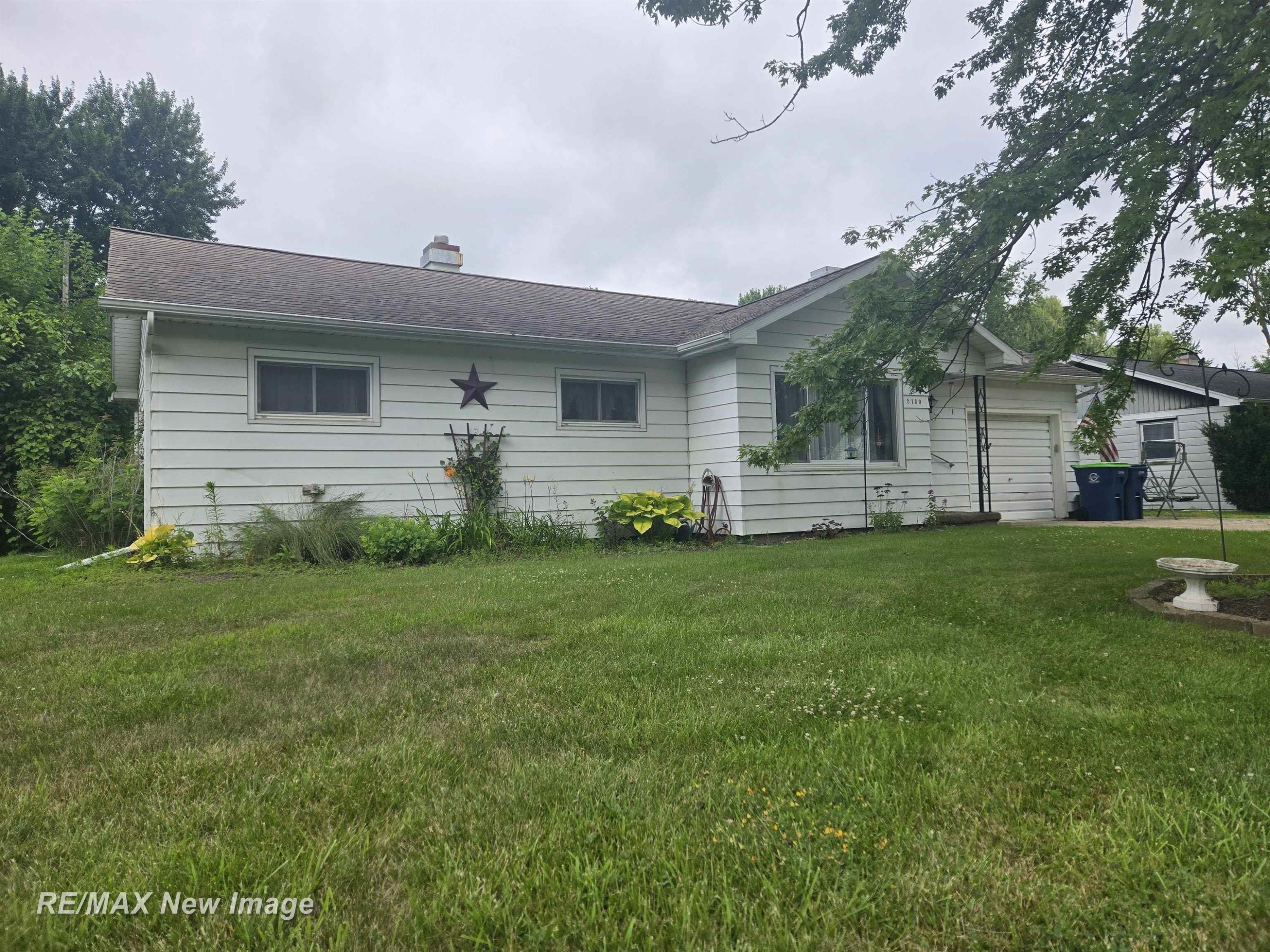 5130 Youngstown Place, Saginaw, MI 48601 — Photo 2