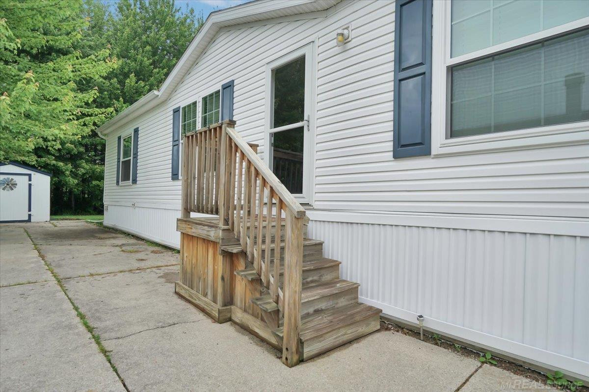 9608 Stoneypointe Drive, 129, MI — Photo 2